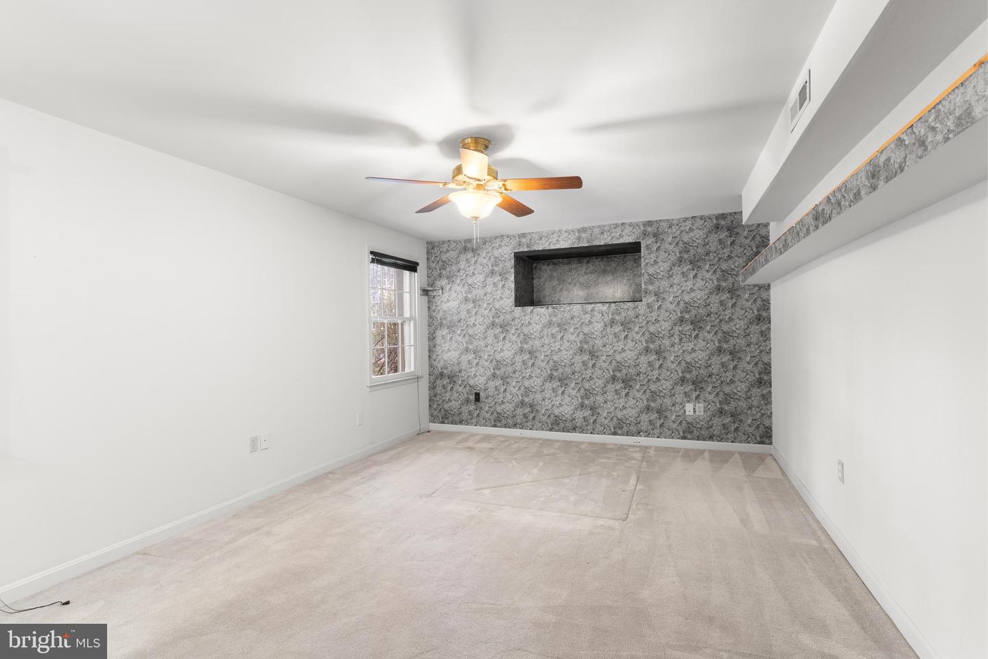 6506 STONEDALE LN, CLIFTON, Virginia 20124, 4 Bedrooms Bedrooms, ,3 BathroomsBathrooms,Residential,For sale,6506 STONEDALE LN,VAFX2290022 MLS # VAFX2290022 6506 STONEDALE LN, CLIFTON, Virginia 20124, 4 Bedrooms Bedrooms, ,3 BathroomsBathrooms,Residential,For sale,6506 STONEDALE LN,VAFX2290022 MLS # VAFX2290022