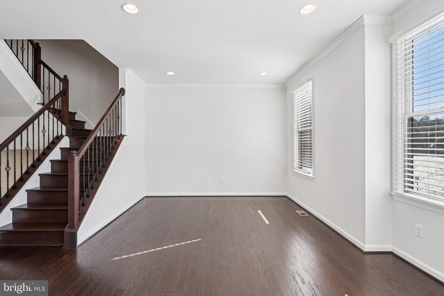 8386 GUARD TOWER RD, LORTON, Virginia 22079, 3 Bedrooms Bedrooms, 13 Rooms Rooms,2 BathroomsBathrooms,Residential,For sale,8386 GUARD TOWER RD,VAFX2290050 MLS # VAFX2290050 8386 GUARD TOWER RD, LORTON, Virginia 22079, 3 Bedrooms Bedrooms, 13 Rooms Rooms,2 BathroomsBathrooms,Residential,For sale,8386 GUARD TOWER RD,VAFX2290050 MLS # VAFX2290050