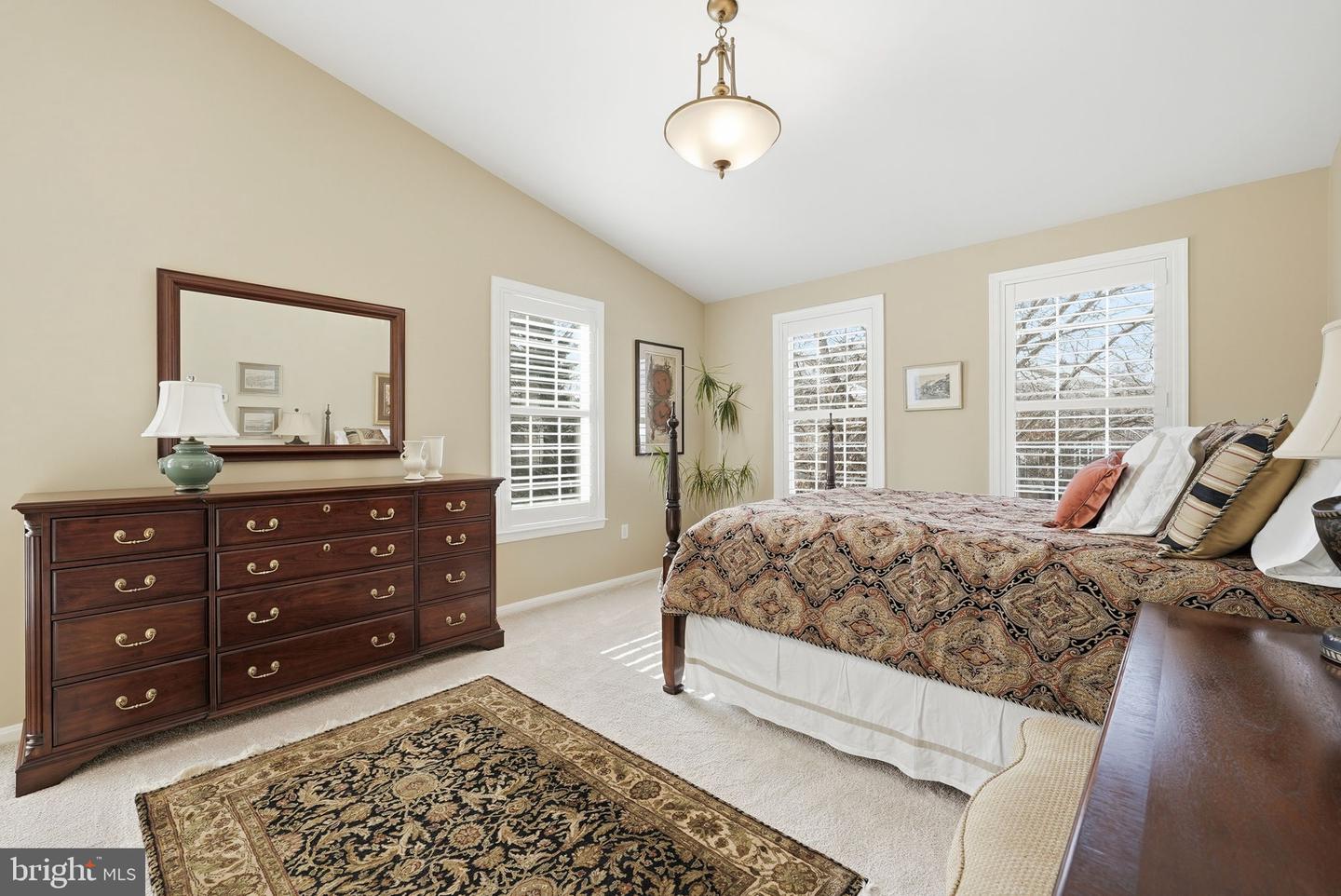 6127 DONIVAL SQ, ALEXANDRIA, Virginia 22315, 3 Bedrooms Bedrooms, ,3 BathroomsBathrooms,Residential,For sale,6127 DONIVAL SQ,VAFX2290078 MLS # VAFX2290078 6127 DONIVAL SQ, ALEXANDRIA, Virginia 22315, 3 Bedrooms Bedrooms, ,3 BathroomsBathrooms,Residential,For sale,6127 DONIVAL SQ,VAFX2290078 MLS # VAFX2290078