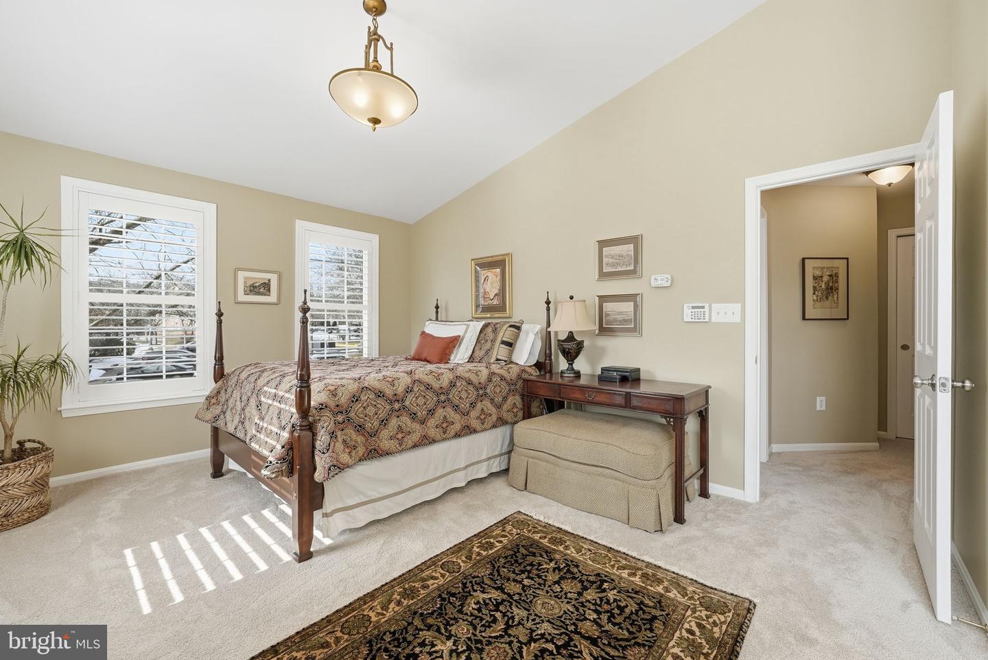 6127 DONIVAL SQ, ALEXANDRIA, Virginia 22315, 3 Bedrooms Bedrooms, ,3 BathroomsBathrooms,Residential,For sale,6127 DONIVAL SQ,VAFX2290078 MLS # VAFX2290078 6127 DONIVAL SQ, ALEXANDRIA, Virginia 22315, 3 Bedrooms Bedrooms, ,3 BathroomsBathrooms,Residential,For sale,6127 DONIVAL SQ,VAFX2290078 MLS # VAFX2290078