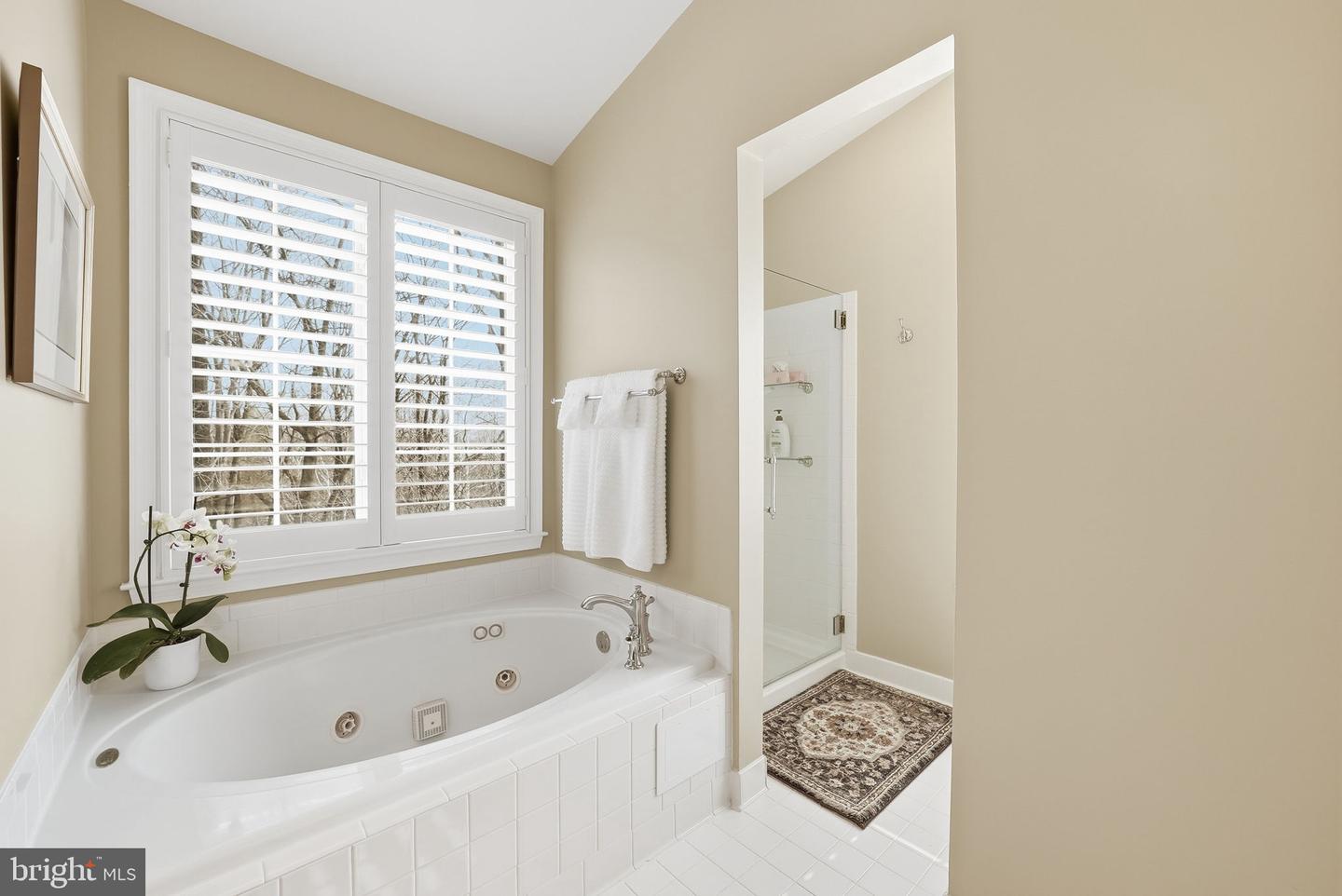 6127 DONIVAL SQ, ALEXANDRIA, Virginia 22315, 3 Bedrooms Bedrooms, ,3 BathroomsBathrooms,Residential,For sale,6127 DONIVAL SQ,VAFX2290078 MLS # VAFX2290078 6127 DONIVAL SQ, ALEXANDRIA, Virginia 22315, 3 Bedrooms Bedrooms, ,3 BathroomsBathrooms,Residential,For sale,6127 DONIVAL SQ,VAFX2290078 MLS # VAFX2290078