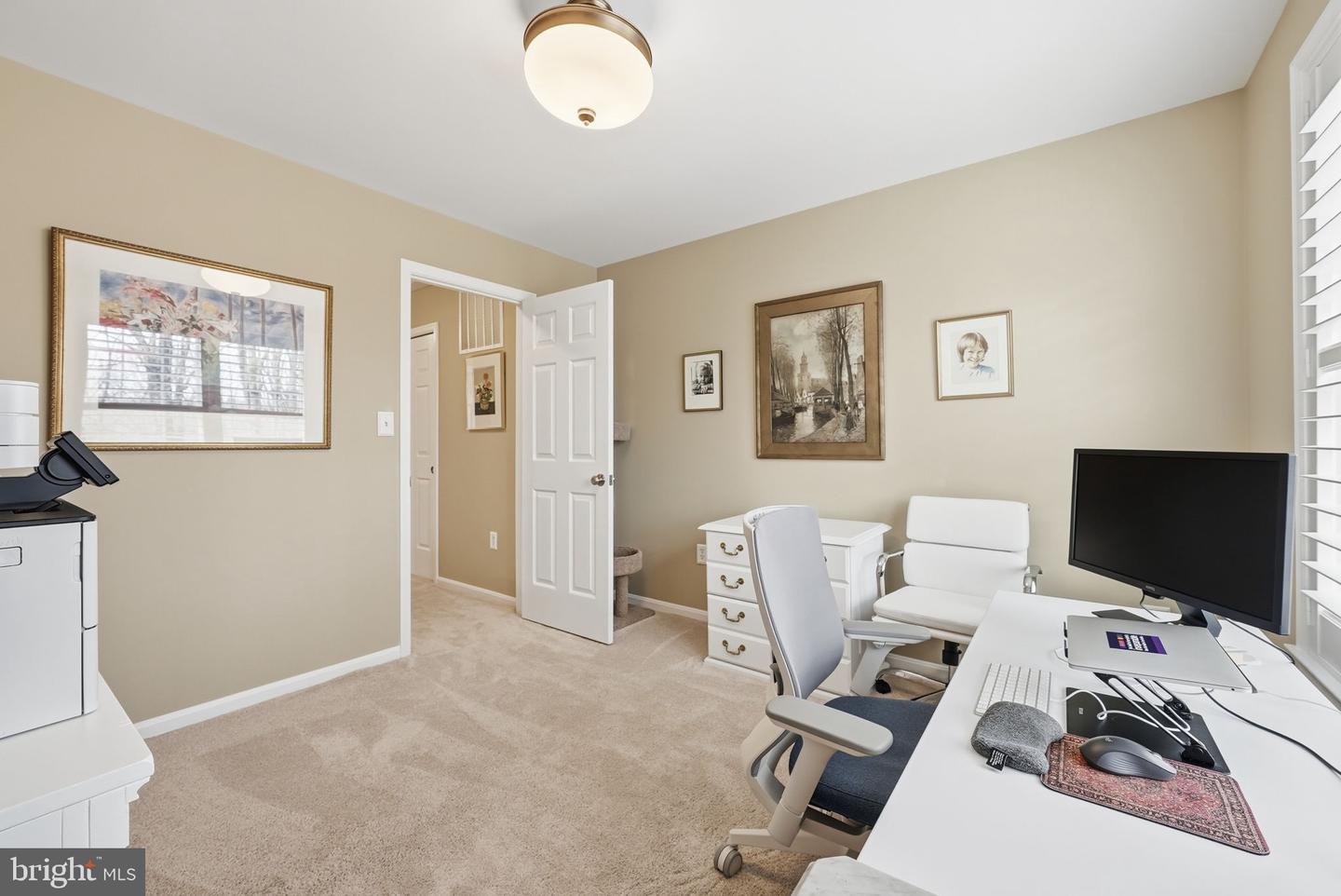 6127 DONIVAL SQ, ALEXANDRIA, Virginia 22315, 3 Bedrooms Bedrooms, ,3 BathroomsBathrooms,Residential,For sale,6127 DONIVAL SQ,VAFX2290078 MLS # VAFX2290078 6127 DONIVAL SQ, ALEXANDRIA, Virginia 22315, 3 Bedrooms Bedrooms, ,3 BathroomsBathrooms,Residential,For sale,6127 DONIVAL SQ,VAFX2290078 MLS # VAFX2290078