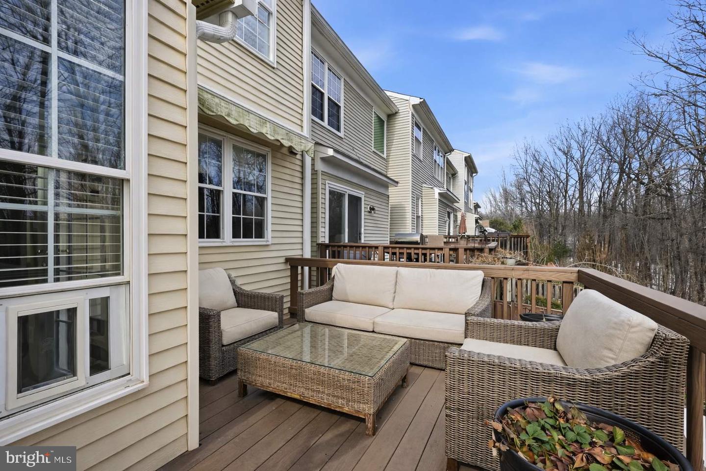 6127 DONIVAL SQ, ALEXANDRIA, Virginia 22315, 3 Bedrooms Bedrooms, ,3 BathroomsBathrooms,Residential,For sale,6127 DONIVAL SQ,VAFX2290078 MLS # VAFX2290078 6127 DONIVAL SQ, ALEXANDRIA, Virginia 22315, 3 Bedrooms Bedrooms, ,3 BathroomsBathrooms,Residential,For sale,6127 DONIVAL SQ,VAFX2290078 MLS # VAFX2290078