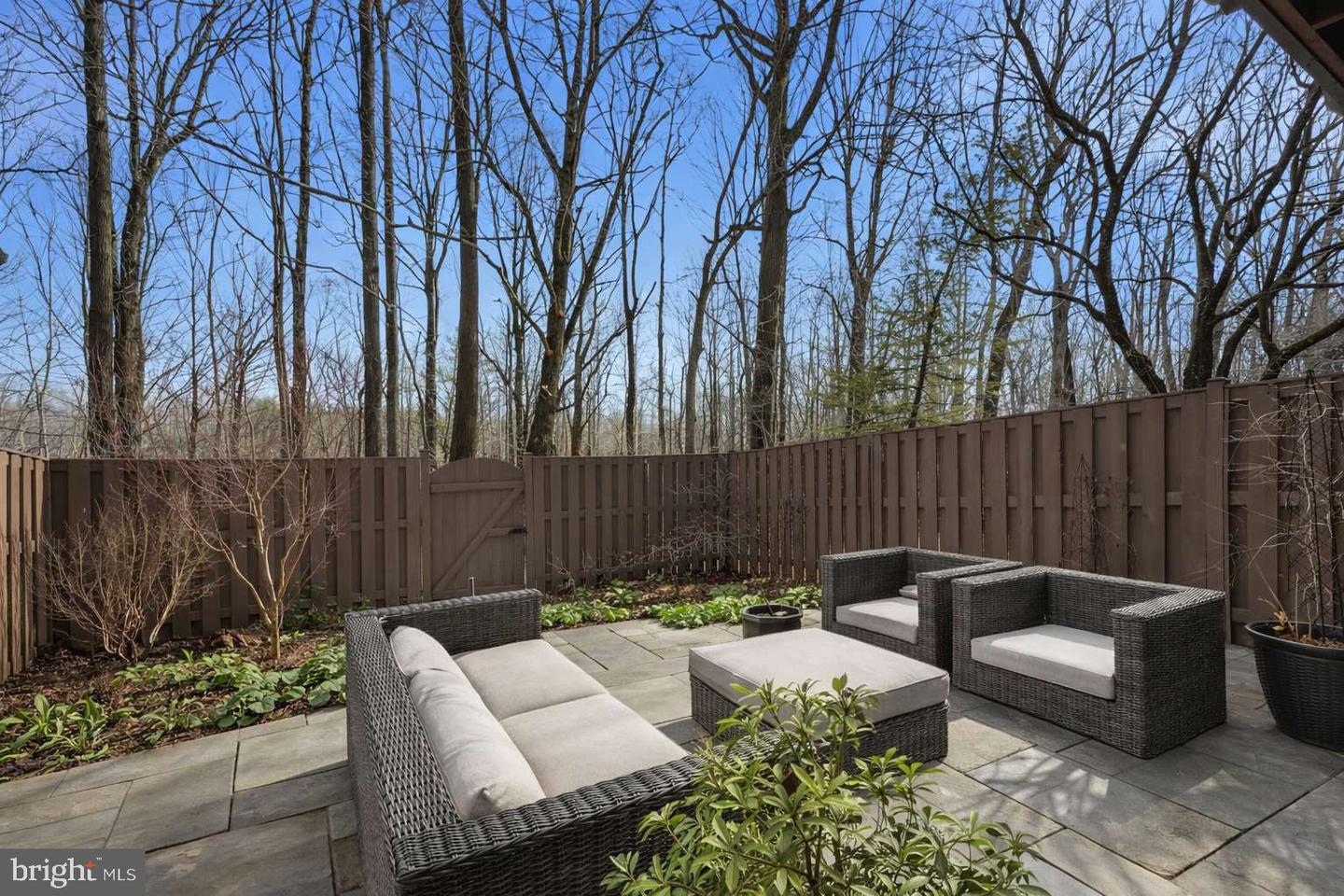 6127 DONIVAL SQ, ALEXANDRIA, Virginia 22315, 3 Bedrooms Bedrooms, ,3 BathroomsBathrooms,Residential,For sale,6127 DONIVAL SQ,VAFX2290078 MLS # VAFX2290078 6127 DONIVAL SQ, ALEXANDRIA, Virginia 22315, 3 Bedrooms Bedrooms, ,3 BathroomsBathrooms,Residential,For sale,6127 DONIVAL SQ,VAFX2290078 MLS # VAFX2290078