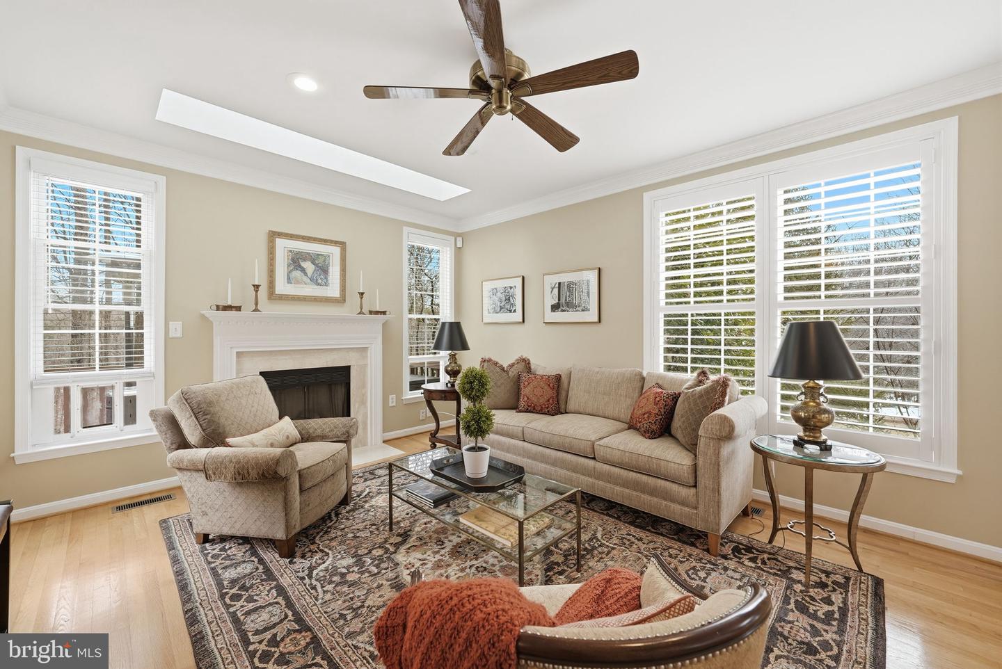 6127 DONIVAL SQ, ALEXANDRIA, Virginia 22315, 3 Bedrooms Bedrooms, ,3 BathroomsBathrooms,Residential,For sale,6127 DONIVAL SQ,VAFX2290078 MLS # VAFX2290078 6127 DONIVAL SQ, ALEXANDRIA, Virginia 22315, 3 Bedrooms Bedrooms, ,3 BathroomsBathrooms,Residential,For sale,6127 DONIVAL SQ,VAFX2290078 MLS # VAFX2290078