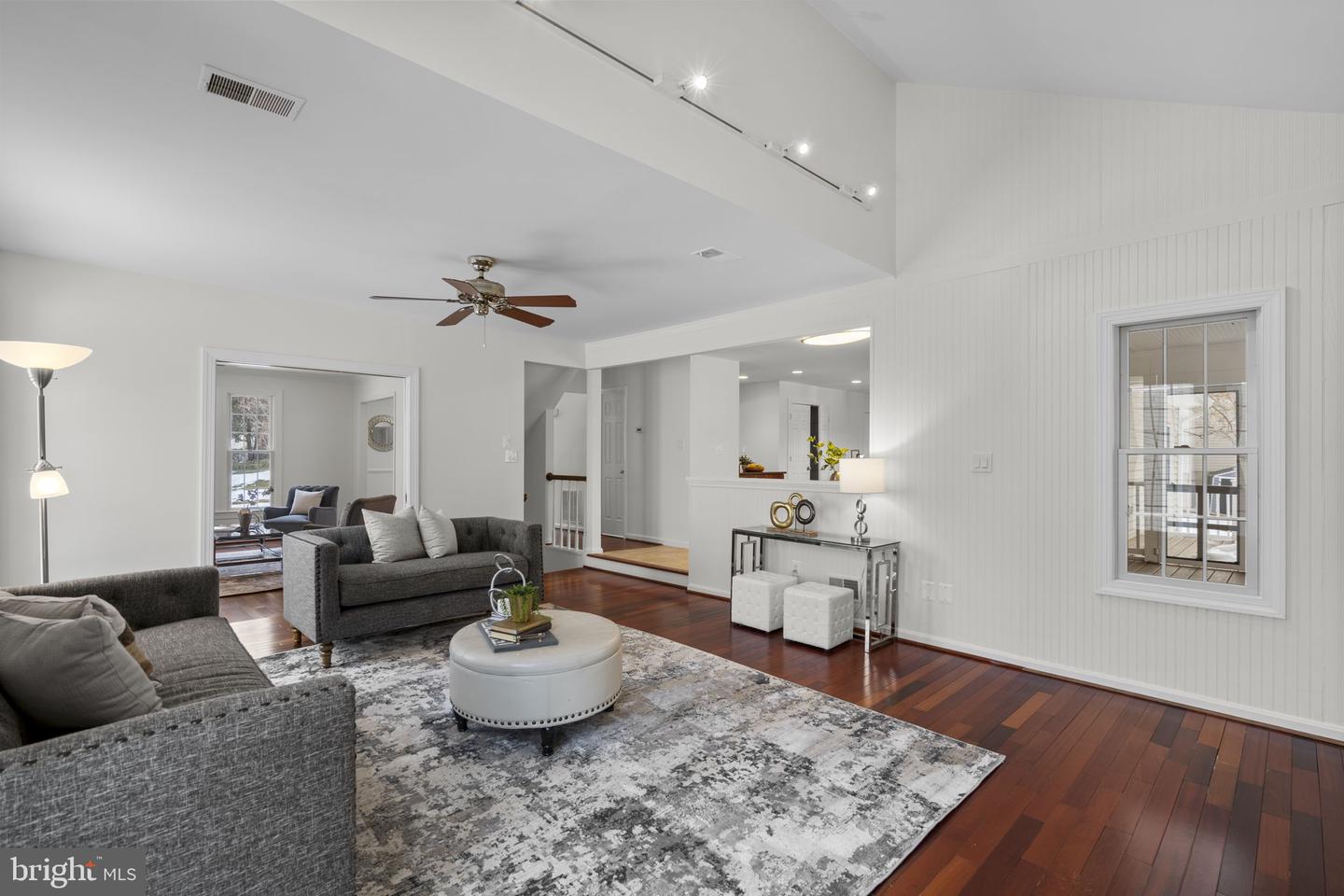 12017 SUGARLAND VALLEY DR, HERNDON, Virginia 20170, 5 Bedrooms Bedrooms, ,3 BathroomsBathrooms,Residential,For sale,12017 SUGARLAND VALLEY DR,VAFX2290138 MLS # VAFX2290138