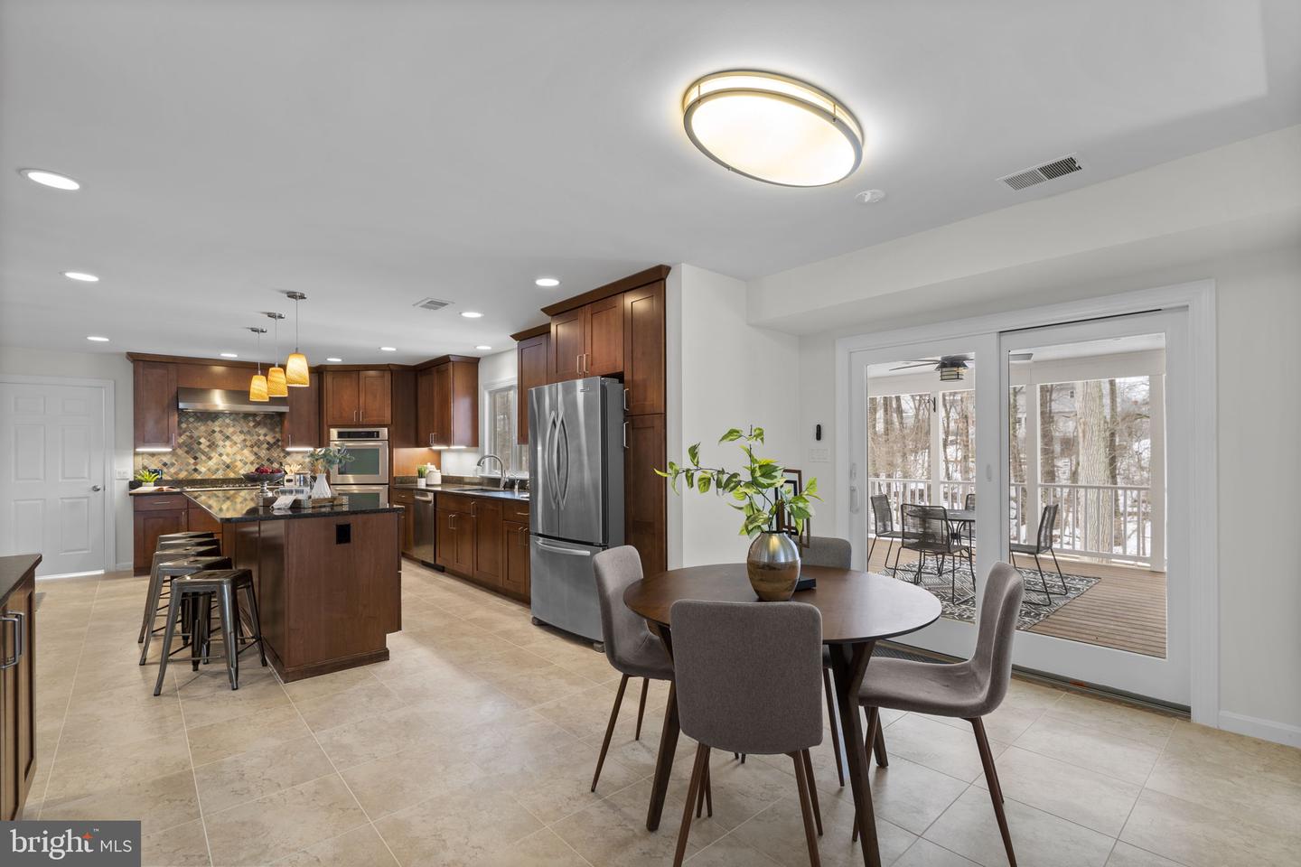 12017 SUGARLAND VALLEY DR, HERNDON, Virginia 20170, 5 Bedrooms Bedrooms, ,3 BathroomsBathrooms,Residential,For sale,12017 SUGARLAND VALLEY DR,VAFX2290138 MLS # VAFX2290138