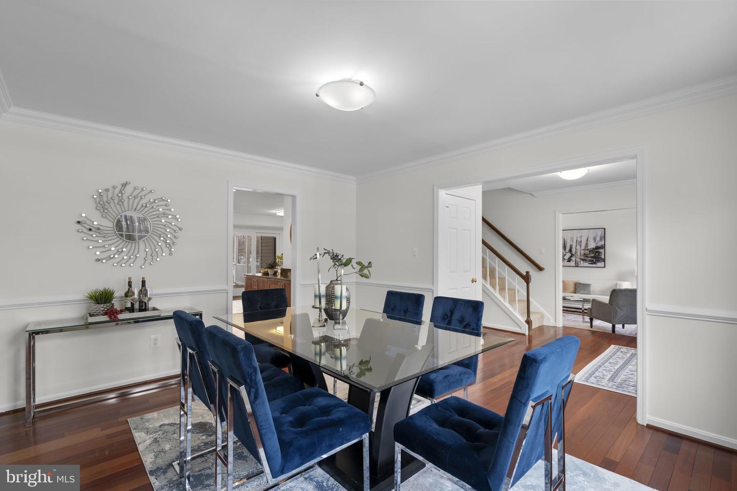 12017 SUGARLAND VALLEY DR, HERNDON, Virginia 20170, 5 Bedrooms Bedrooms, ,3 BathroomsBathrooms,Residential,For sale,12017 SUGARLAND VALLEY DR,VAFX2290138 MLS # VAFX2290138