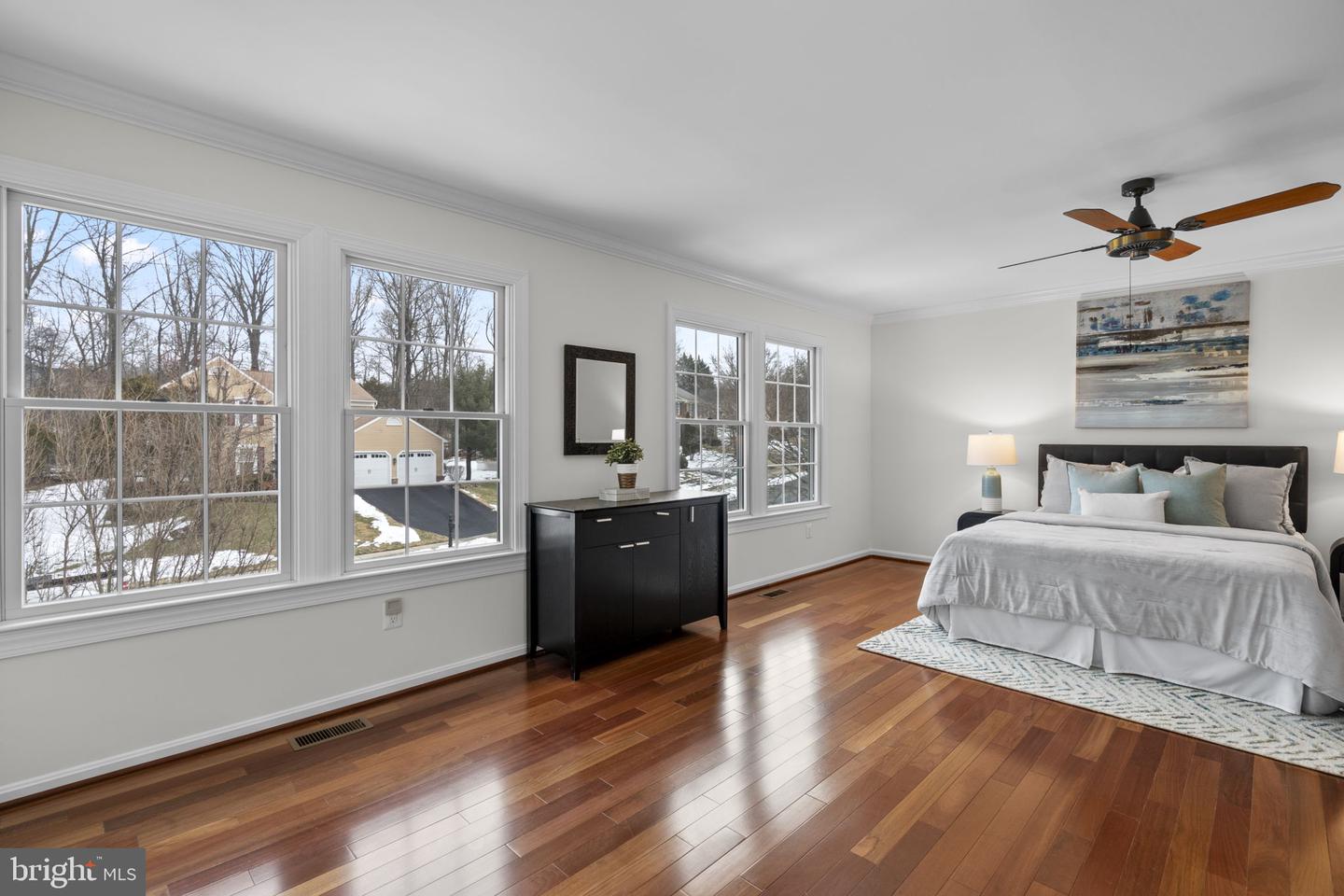 12017 SUGARLAND VALLEY DR, HERNDON, Virginia 20170, 5 Bedrooms Bedrooms, ,3 BathroomsBathrooms,Residential,For sale,12017 SUGARLAND VALLEY DR,VAFX2290138 MLS # VAFX2290138