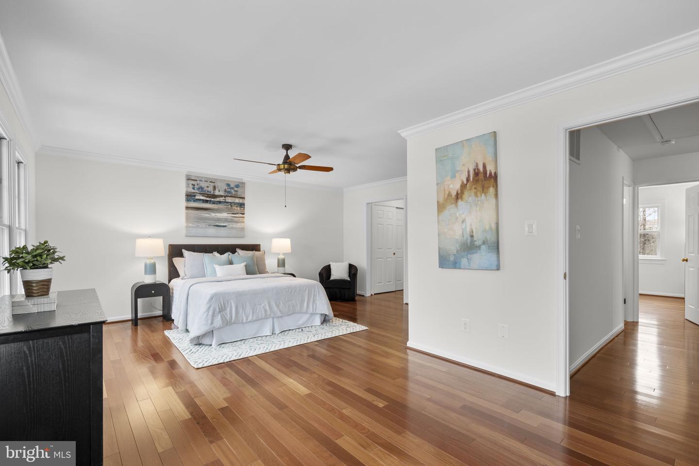 12017 SUGARLAND VALLEY DR, HERNDON, Virginia 20170, 5 Bedrooms Bedrooms, ,3 BathroomsBathrooms,Residential,For sale,12017 SUGARLAND VALLEY DR,VAFX2290138 MLS # VAFX2290138