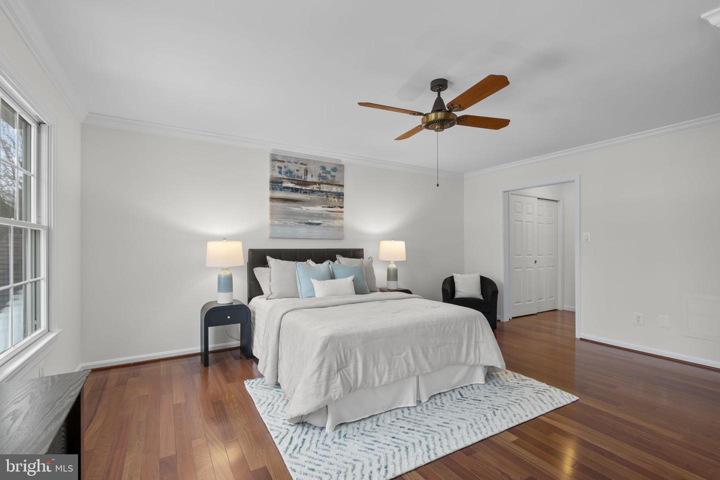 12017 SUGARLAND VALLEY DR, HERNDON, Virginia 20170, 5 Bedrooms Bedrooms, ,3 BathroomsBathrooms,Residential,For sale,12017 SUGARLAND VALLEY DR,VAFX2290138 MLS # VAFX2290138