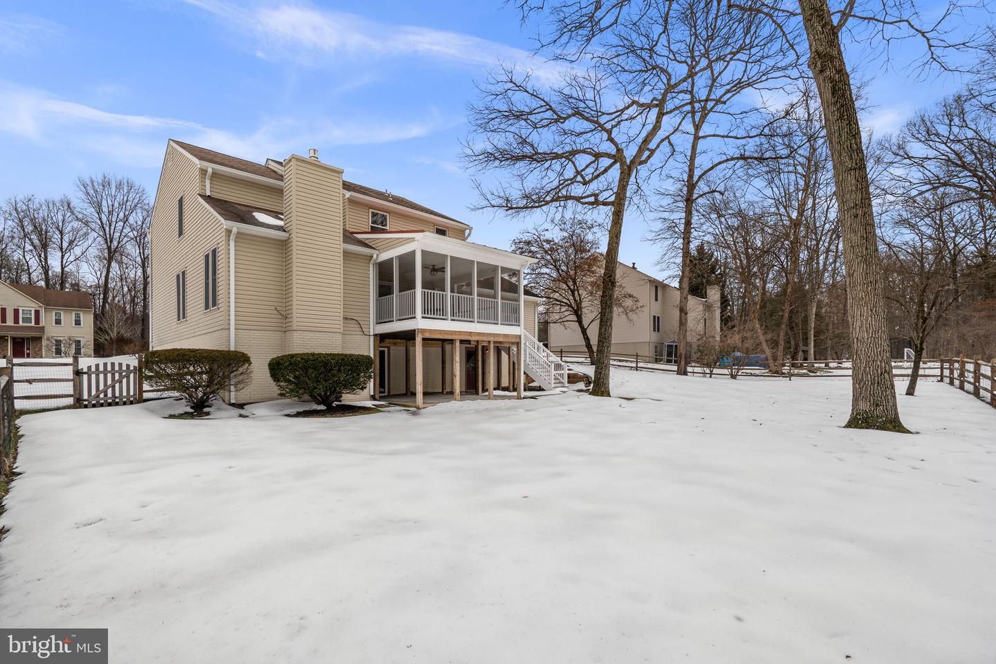 12017 SUGARLAND VALLEY DR, HERNDON, Virginia 20170, 5 Bedrooms Bedrooms, ,3 BathroomsBathrooms,Residential,For sale,12017 SUGARLAND VALLEY DR,VAFX2290138 MLS # VAFX2290138