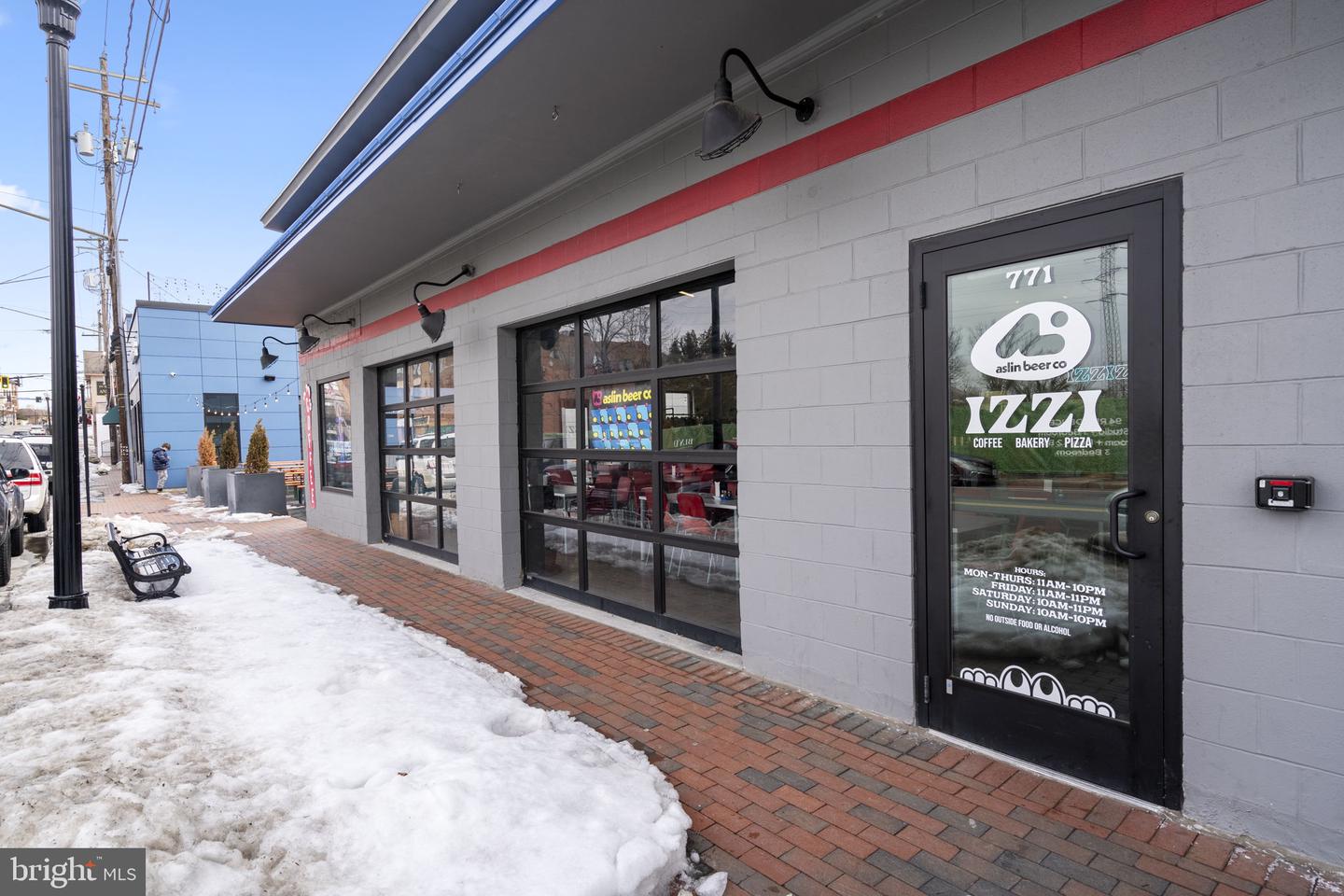 12017 SUGARLAND VALLEY DR, HERNDON, Virginia 20170, 5 Bedrooms Bedrooms, ,3 BathroomsBathrooms,Residential,For sale,12017 SUGARLAND VALLEY DR,VAFX2290138 MLS # VAFX2290138