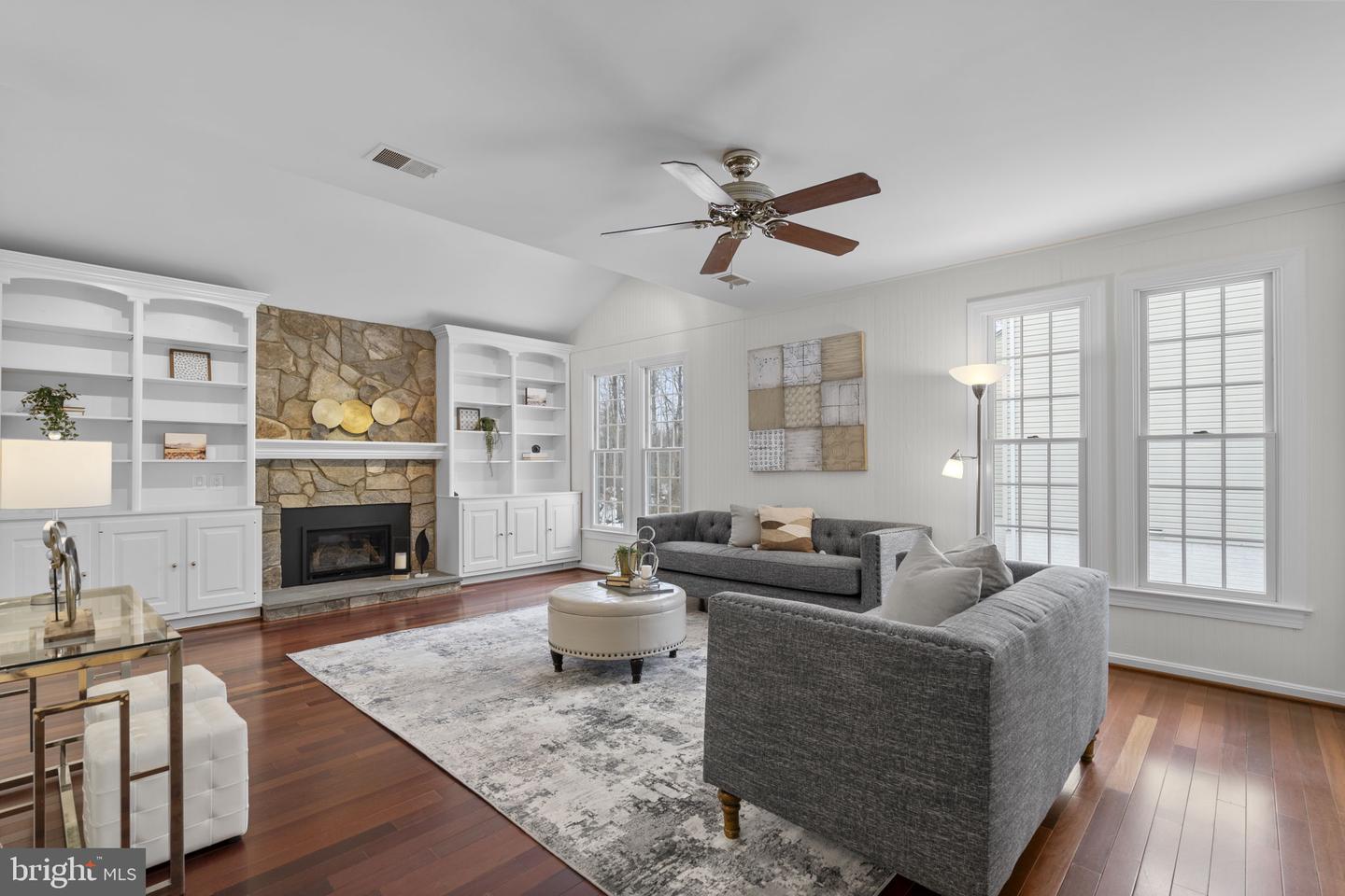 12017 SUGARLAND VALLEY DR, HERNDON, Virginia 20170, 5 Bedrooms Bedrooms, ,3 BathroomsBathrooms,Residential,For sale,12017 SUGARLAND VALLEY DR,VAFX2290138 MLS # VAFX2290138