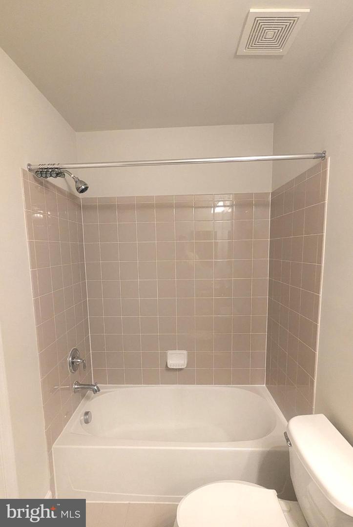 42701 WILMAR SQ, BROADLANDS, Virginia 20148, 4 Bedrooms Bedrooms, 14 Rooms Rooms,3 BathroomsBathrooms,Residential,For sale,42701 WILMAR SQ,VALO2115624 MLS # VALO2115624