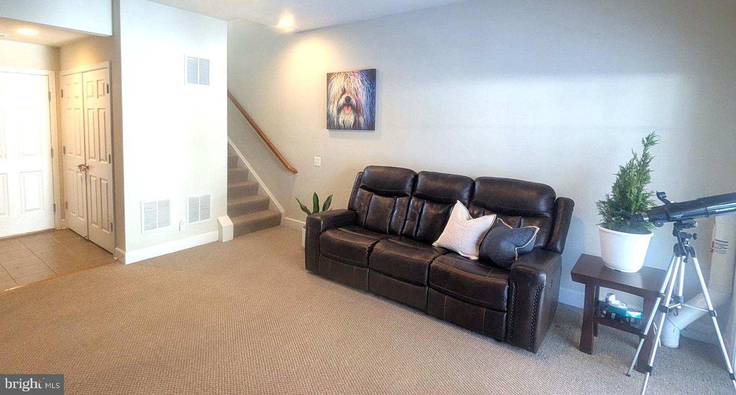 42701 WILMAR SQ, BROADLANDS, Virginia 20148, 4 Bedrooms Bedrooms, 14 Rooms Rooms,3 BathroomsBathrooms,Residential,For sale,42701 WILMAR SQ,VALO2115624 MLS # VALO2115624