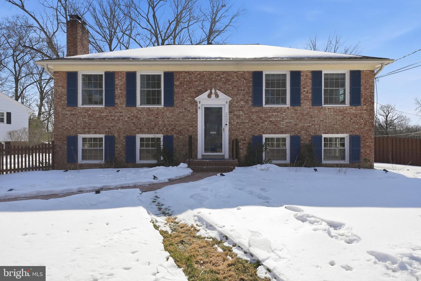 2007 COOL SPRING DR, ALEXANDRIA, Virginia 22308, 4 Bedrooms Bedrooms, ,2 BathroomsBathrooms,Residential,For sale,2007 COOL SPRING DR,VAFX2290182 MLS # VAFX2290182