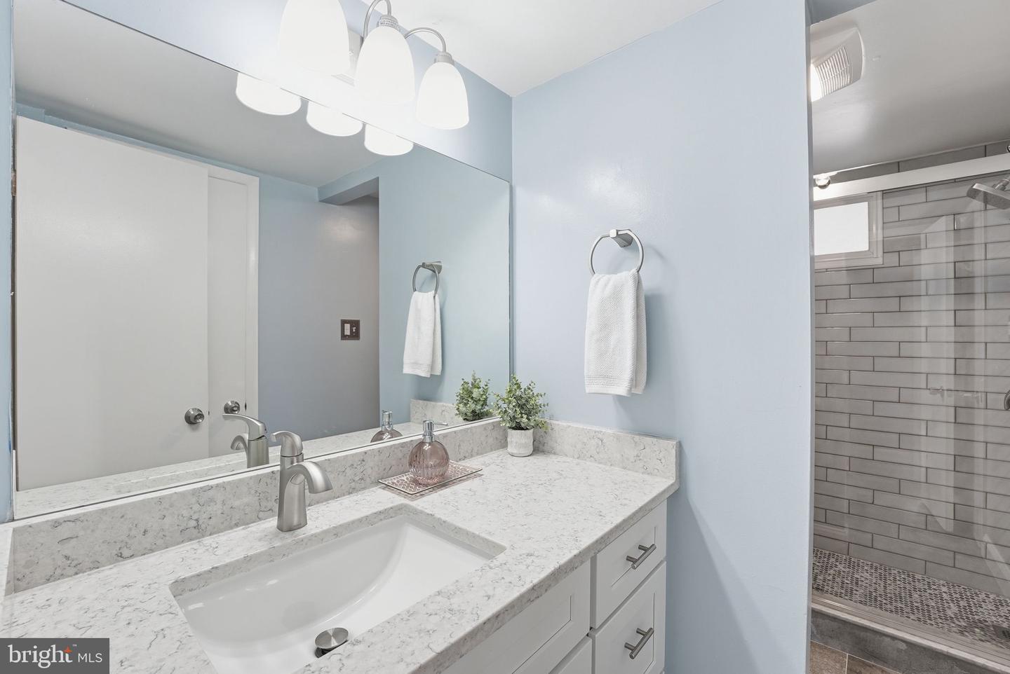 2007 COOL SPRING DR, ALEXANDRIA, Virginia 22308, 4 Bedrooms Bedrooms, ,2 BathroomsBathrooms,Residential,For sale,2007 COOL SPRING DR,VAFX2290182 MLS # VAFX2290182