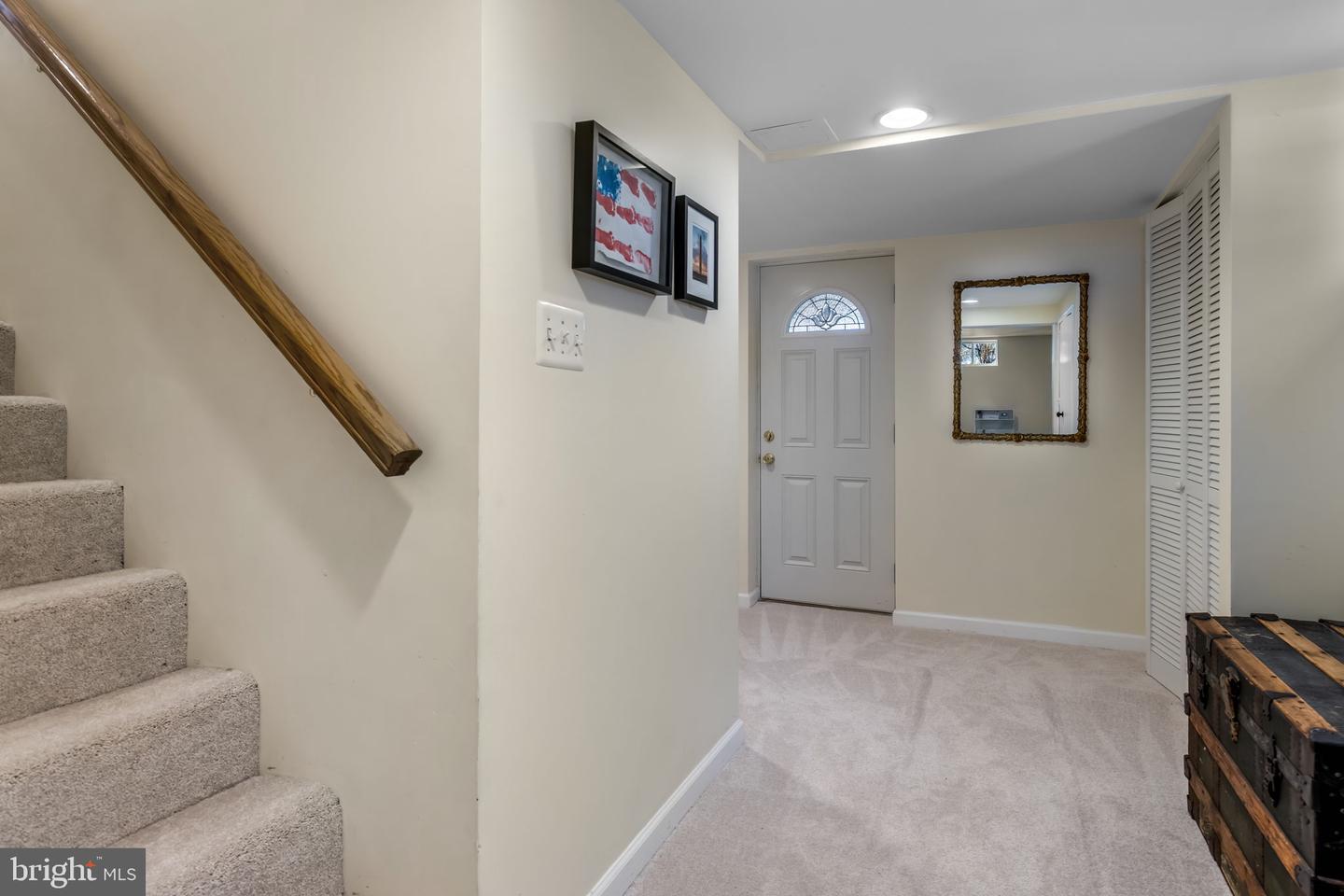 6522 OAKWOOD DR, FALLS CHURCH, Virginia 22041, 3 Bedrooms Bedrooms, ,2 BathroomsBathrooms,Residential,For sale,6522 OAKWOOD DR,VAFX2290184 MLS # VAFX2290184