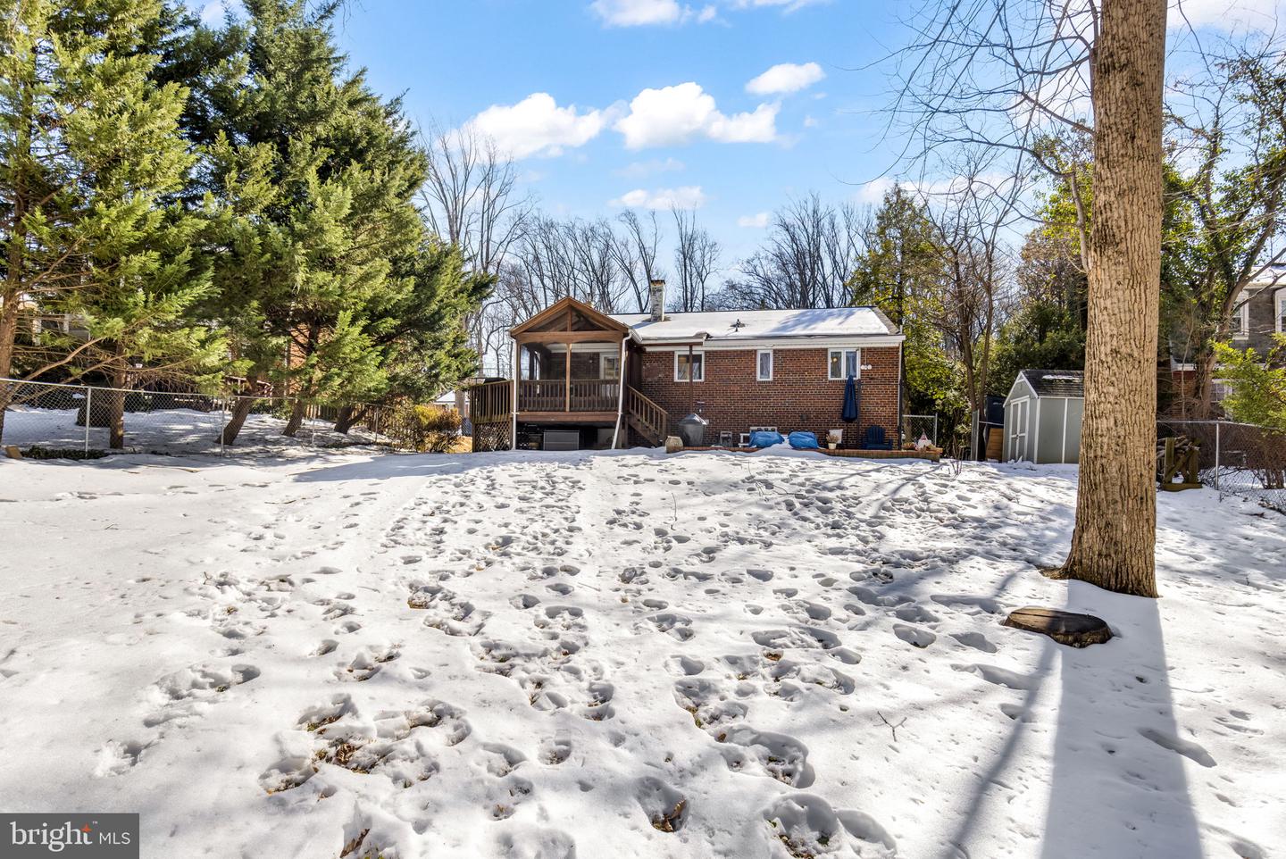 6522 OAKWOOD DR, FALLS CHURCH, Virginia 22041, 3 Bedrooms Bedrooms, ,2 BathroomsBathrooms,Residential,For sale,6522 OAKWOOD DR,VAFX2290184 MLS # VAFX2290184