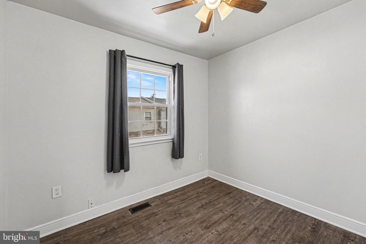 2502 SEDGEWICK PL, DUMFRIES, Virginia 22026, 3 Bedrooms Bedrooms, 11 Rooms Rooms,2 BathroomsBathrooms,Residential,For sale,2502 SEDGEWICK PL,VAPW2112214 MLS # VAPW2112214