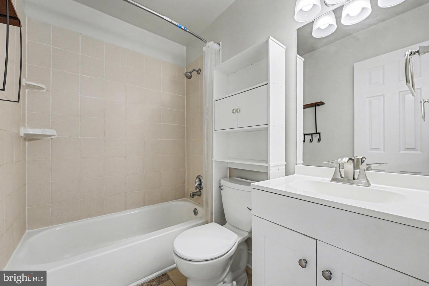 2502 SEDGEWICK PL, DUMFRIES, Virginia 22026, 3 Bedrooms Bedrooms, 11 Rooms Rooms,2 BathroomsBathrooms,Residential,For sale,2502 SEDGEWICK PL,VAPW2112214 MLS # VAPW2112214