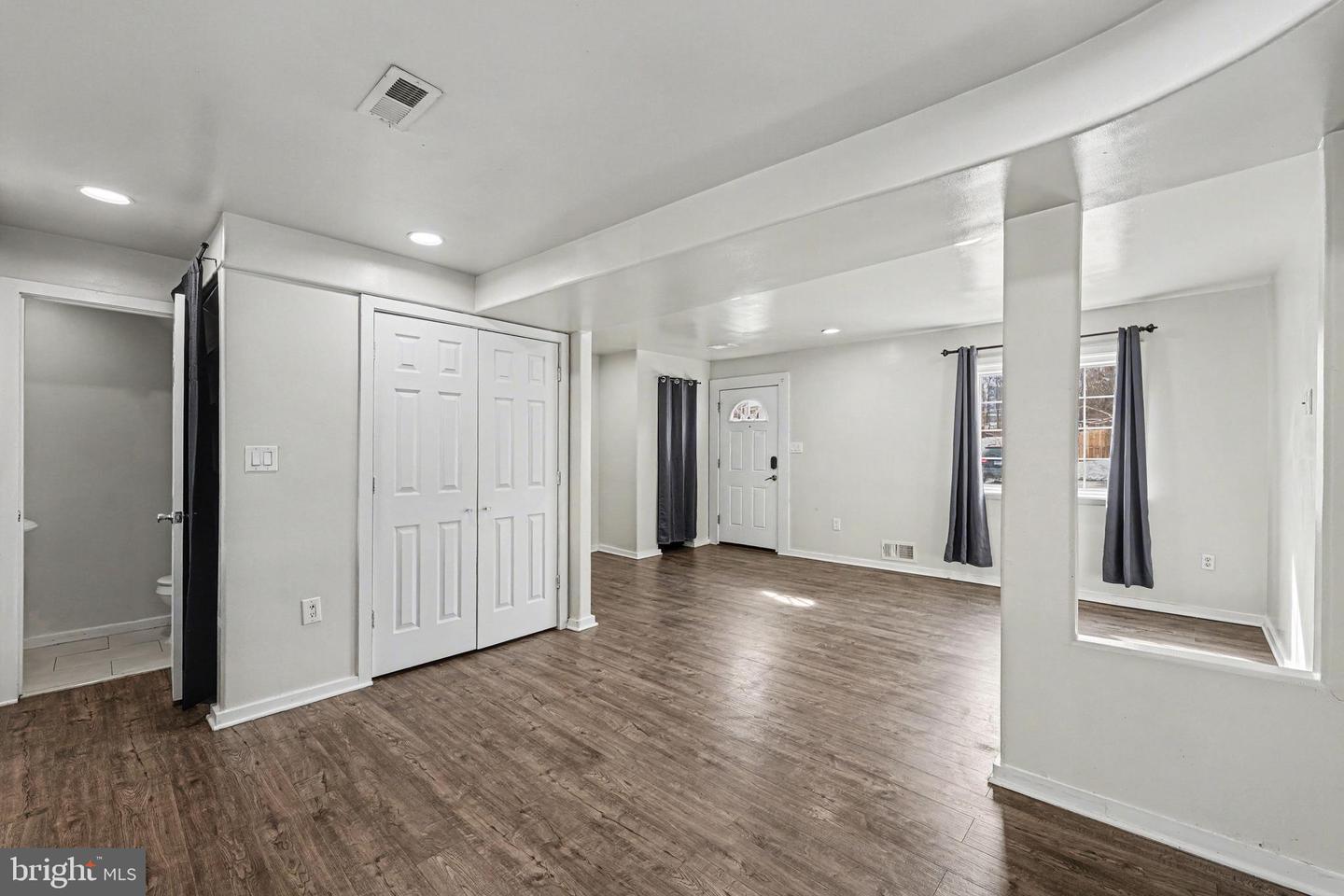 2502 SEDGEWICK PL, DUMFRIES, Virginia 22026, 3 Bedrooms Bedrooms, 11 Rooms Rooms,2 BathroomsBathrooms,Residential,For sale,2502 SEDGEWICK PL,VAPW2112214 MLS # VAPW2112214