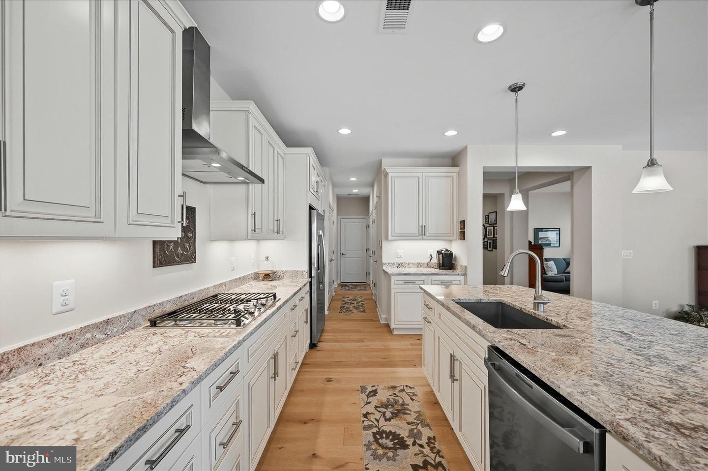 136 MALLARD DR, LAKE FREDERICK, Virginia 22630, 2 Bedrooms Bedrooms, ,2 BathroomsBathrooms,Residential,For sale,136 MALLARD DR,VAFV2039502 MLS # VAFV2039502