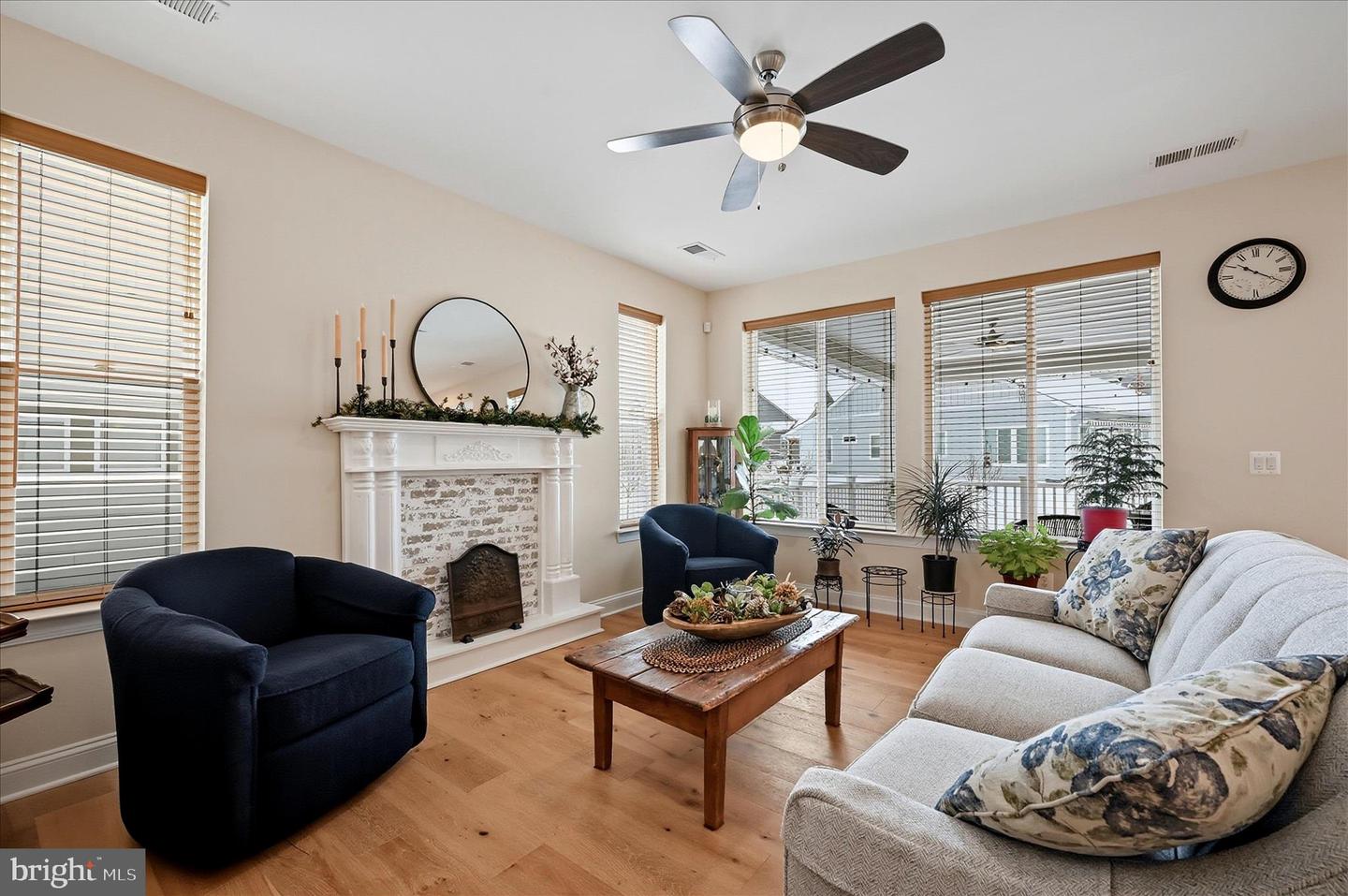 136 MALLARD DR, LAKE FREDERICK, Virginia 22630, 2 Bedrooms Bedrooms, ,2 BathroomsBathrooms,Residential,For sale,136 MALLARD DR,VAFV2039502 MLS # VAFV2039502