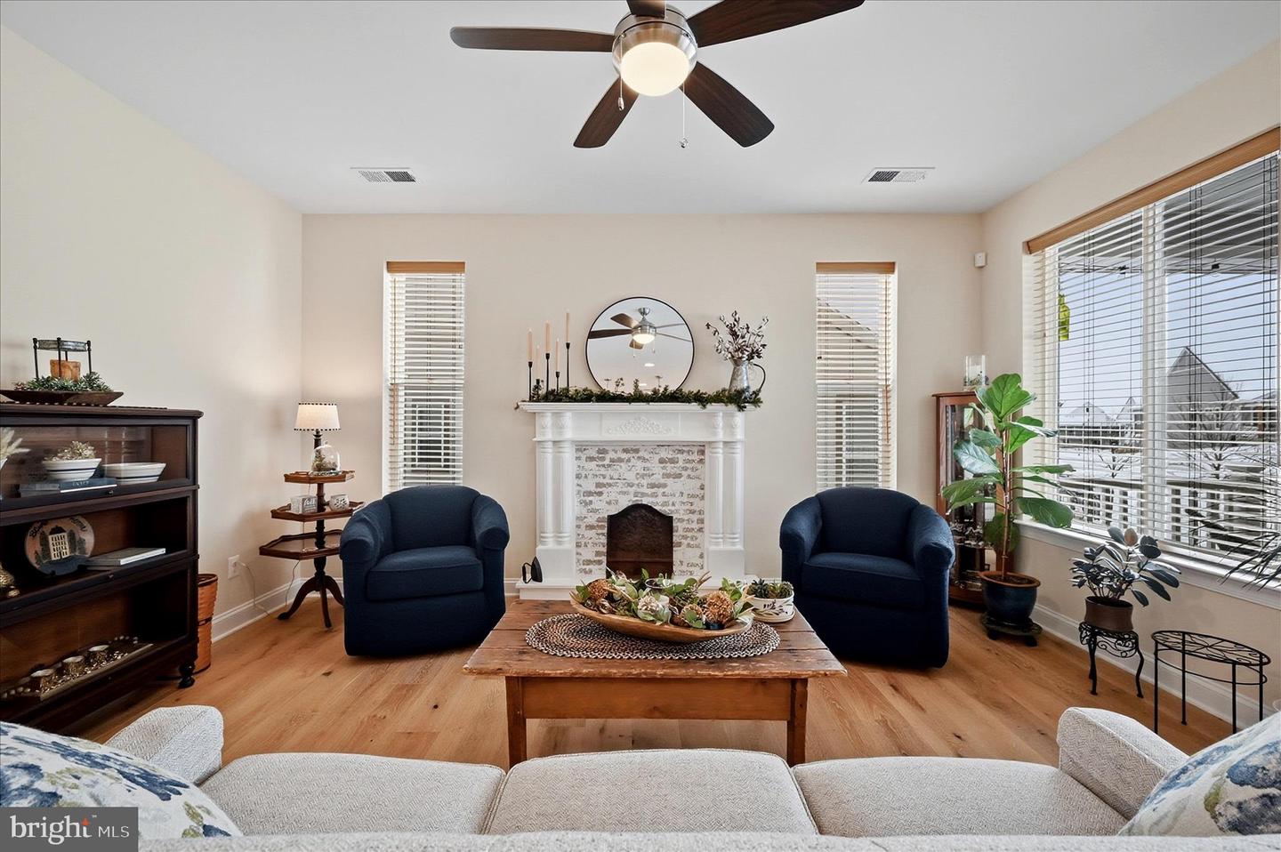 136 MALLARD DR, LAKE FREDERICK, Virginia 22630, 2 Bedrooms Bedrooms, ,2 BathroomsBathrooms,Residential,For sale,136 MALLARD DR,VAFV2039502 MLS # VAFV2039502