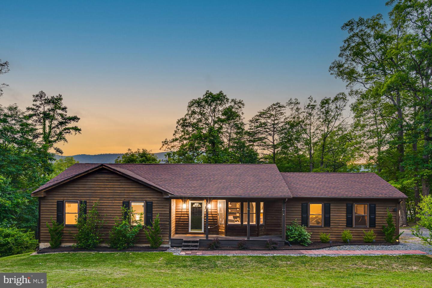 540 LAKESIDE DR, FRONT ROYAL, Virginia 22630, 3 Bedrooms Bedrooms, ,3 BathroomsBathrooms,Residential,For sale,540 LAKESIDE DR,VAWR2013364 MLS # VAWR2013364