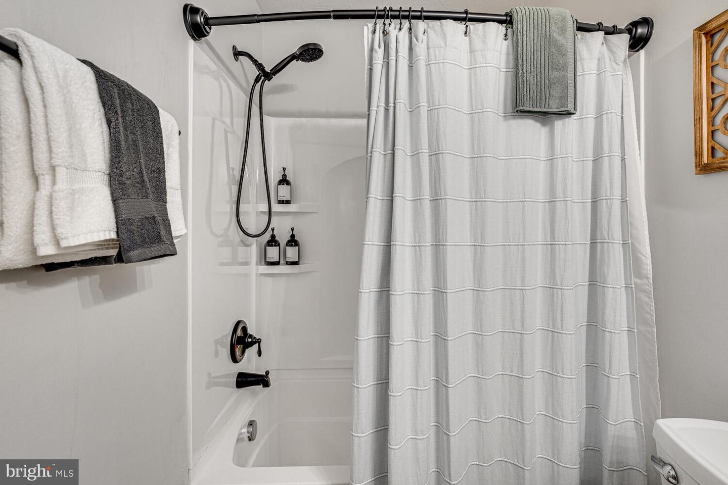 540 LAKESIDE DR, FRONT ROYAL, Virginia 22630, 3 Bedrooms Bedrooms, ,3 BathroomsBathrooms,Residential,For sale,540 LAKESIDE DR,VAWR2013364 MLS # VAWR2013364