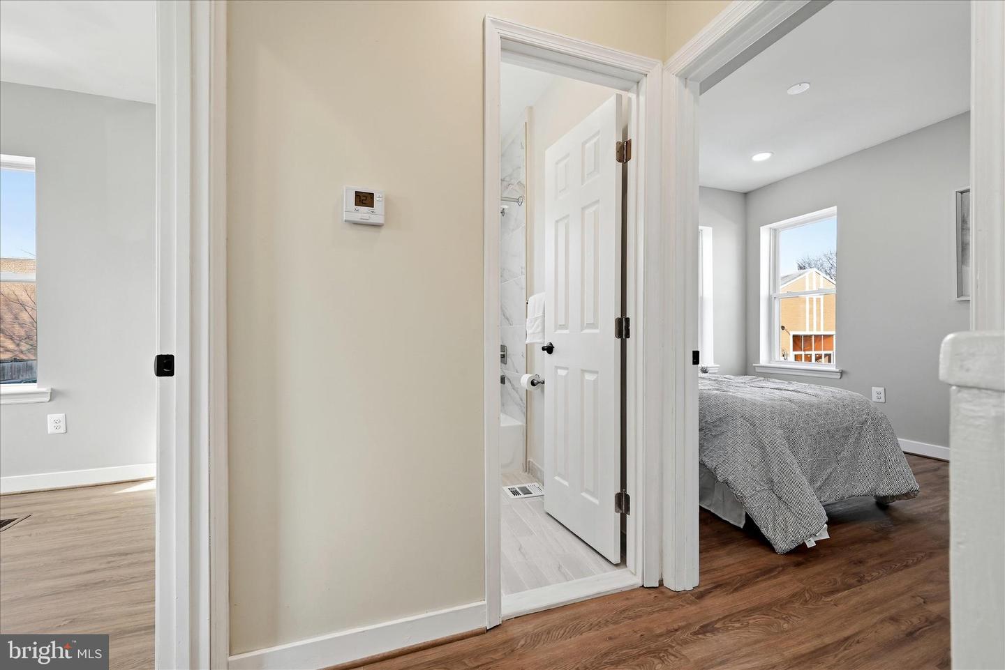 633 18TH ST NE, WASHINGTON, District Of Columbia 20002, 2 Bedrooms Bedrooms, 7 Rooms Rooms,1 BathroomBathrooms,Residential,For sale,633 18TH ST NE,DCDC2245498 MLS # DCDC2245498