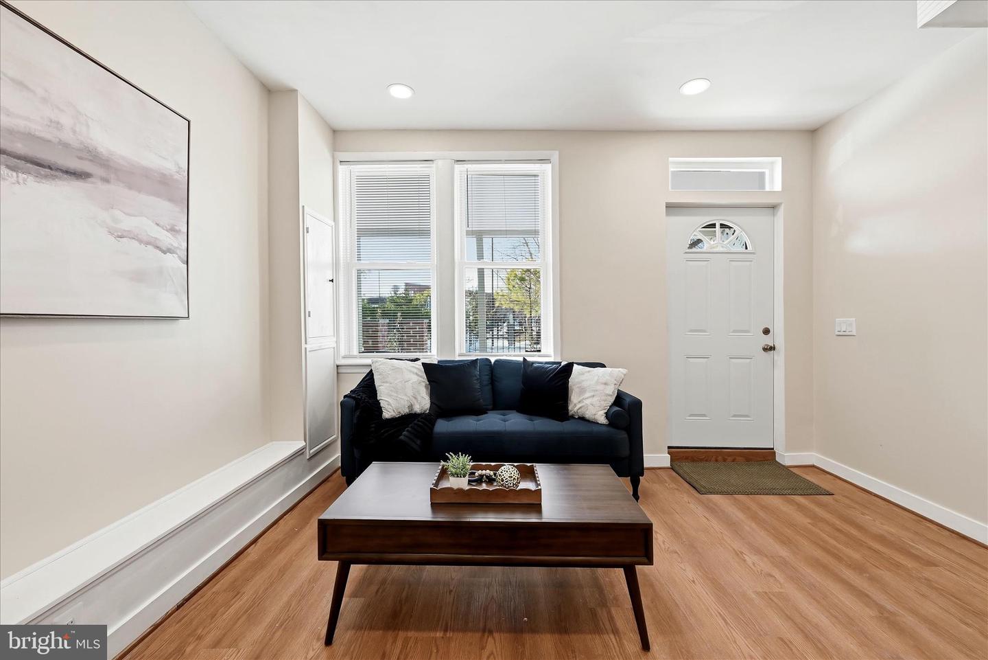 633 18TH ST NE, WASHINGTON, District Of Columbia 20002, 2 Bedrooms Bedrooms, 7 Rooms Rooms,1 BathroomBathrooms,Residential,For sale,633 18TH ST NE,DCDC2245498 MLS # DCDC2245498