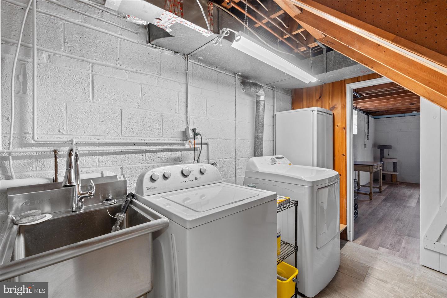 7912 BAINBRIDGE RD, ALEXANDRIA, Virginia 22308, 3 Bedrooms Bedrooms, ,2 BathroomsBathrooms,Residential,For sale,7912 BAINBRIDGE RD,VAFX2290244 MLS # VAFX2290244