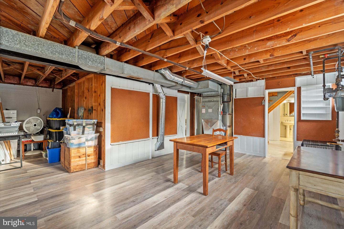 7912 BAINBRIDGE RD, ALEXANDRIA, Virginia 22308, 3 Bedrooms Bedrooms, ,2 BathroomsBathrooms,Residential,For sale,7912 BAINBRIDGE RD,VAFX2290244 MLS # VAFX2290244