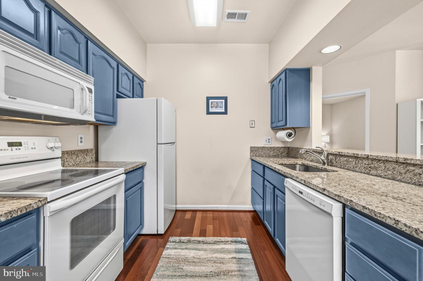 12304 FORT BUFFALO CIR #467, FAIRFAX, Virginia 22033, 1 Bedroom Bedrooms, ,1 BathroomBathrooms,Residential,For sale,12304 FORT BUFFALO CIR #467,VAFX2290250 MLS # VAFX2290250