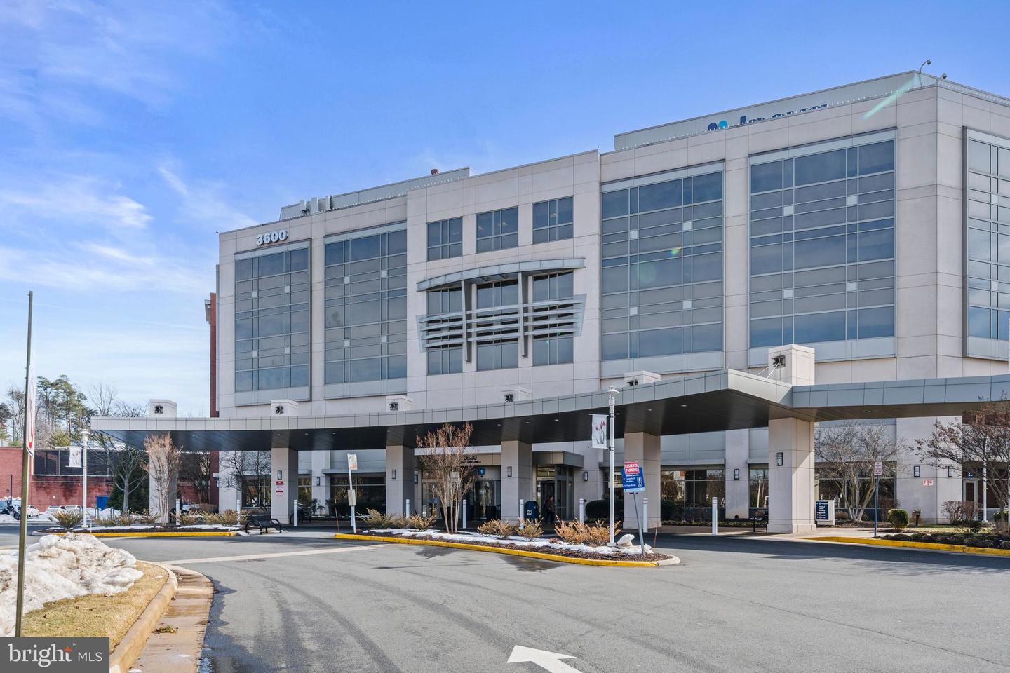 12304 FORT BUFFALO CIR #467, FAIRFAX, Virginia 22033, 1 Bedroom Bedrooms, ,1 BathroomBathrooms,Residential,For sale,12304 FORT BUFFALO CIR #467,VAFX2290250 MLS # VAFX2290250