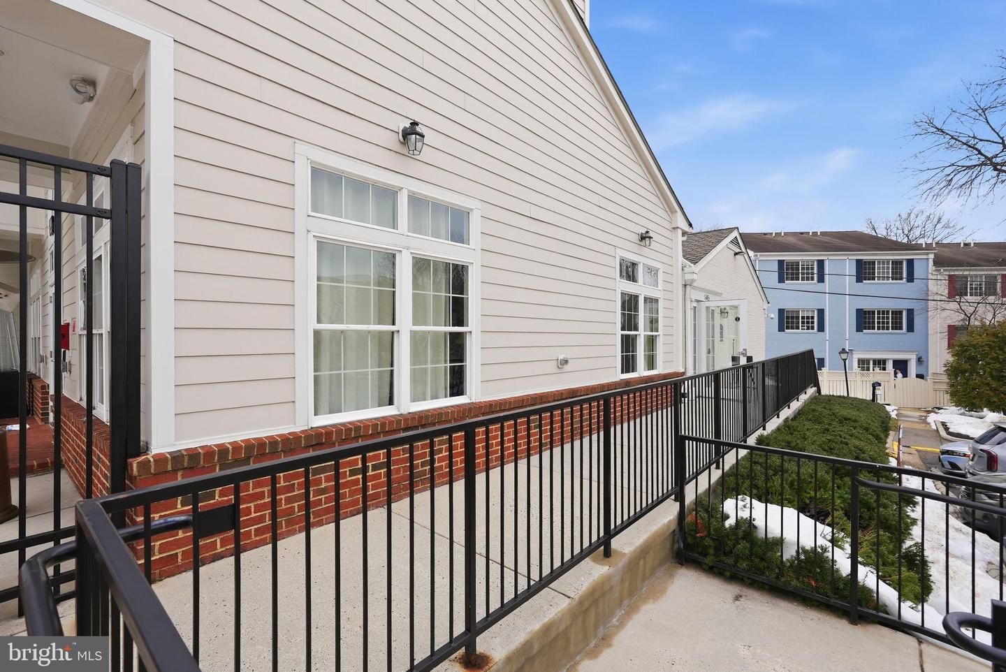 1431-A N VAN DORN ST #A, ALEXANDRIA, Virginia 22304, 2 Bedrooms Bedrooms, ,1 BathroomBathrooms,Residential,For sale,1431-A N VAN DORN ST #A,VAAX2054006 MLS # VAAX2054006