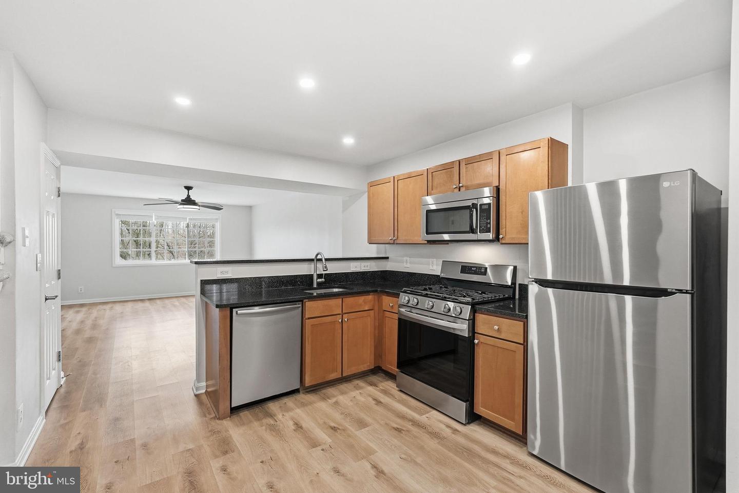 1431-A N VAN DORN ST #A, ALEXANDRIA, Virginia 22304, 2 Bedrooms Bedrooms, ,1 BathroomBathrooms,Residential,For sale,1431-A N VAN DORN ST #A,VAAX2054006 MLS # VAAX2054006