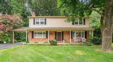 7149 GAME LORD DR, SPRINGFIELD, Virginia 22153, 4 Bedrooms Bedrooms, ,2 BathroomsBathrooms,Residential,For sale,7149 GAME LORD DR,VAFX2290302 MLS # VAFX2290302
