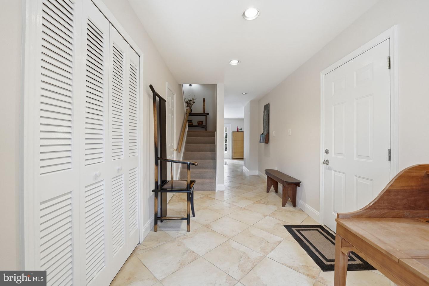 1566-B WESTMORELAND ST, MCLEAN, Virginia 22101, 3 Bedrooms Bedrooms, ,2 BathroomsBathrooms,Residential,For sale,1566-B WESTMORELAND ST,VAFX2290312 MLS # VAFX2290312 1566-B WESTMORELAND ST, MCLEAN, Virginia 22101, 3 Bedrooms Bedrooms, ,2 BathroomsBathrooms,Residential,For sale,1566-B WESTMORELAND ST,VAFX2290312 MLS # VAFX2290312