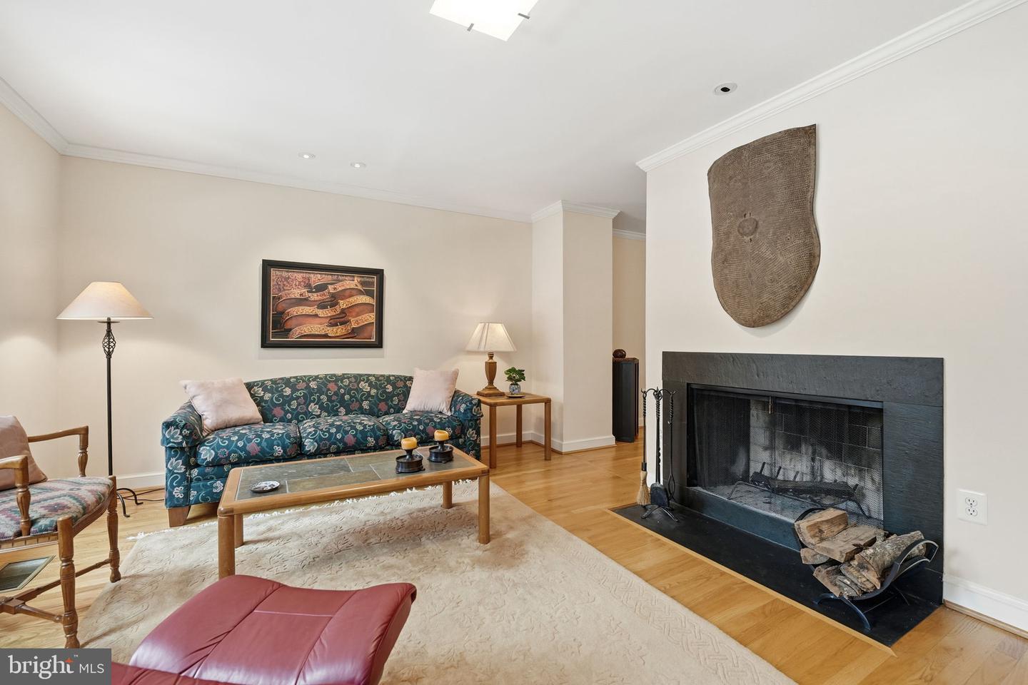 1566-B WESTMORELAND ST, MCLEAN, Virginia 22101, 3 Bedrooms Bedrooms, ,2 BathroomsBathrooms,Residential,For sale,1566-B WESTMORELAND ST,VAFX2290312 MLS # VAFX2290312 1566-B WESTMORELAND ST, MCLEAN, Virginia 22101, 3 Bedrooms Bedrooms, ,2 BathroomsBathrooms,Residential,For sale,1566-B WESTMORELAND ST,VAFX2290312 MLS # VAFX2290312