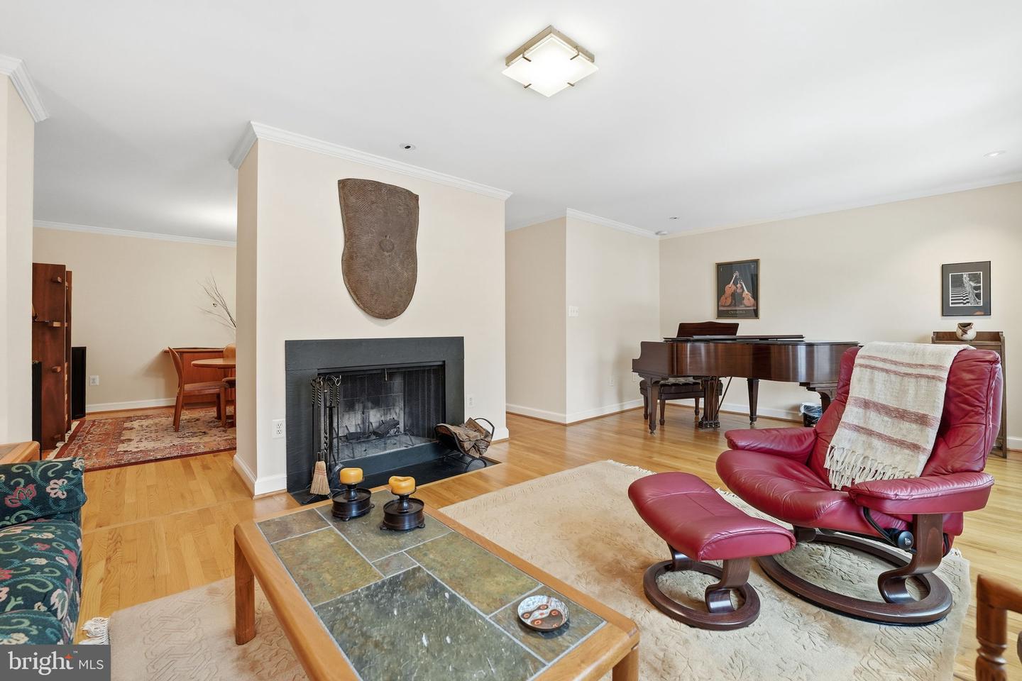 1566-B WESTMORELAND ST, MCLEAN, Virginia 22101, 3 Bedrooms Bedrooms, ,2 BathroomsBathrooms,Residential,For sale,1566-B WESTMORELAND ST,VAFX2290312 MLS # VAFX2290312 1566-B WESTMORELAND ST, MCLEAN, Virginia 22101, 3 Bedrooms Bedrooms, ,2 BathroomsBathrooms,Residential,For sale,1566-B WESTMORELAND ST,VAFX2290312 MLS # VAFX2290312