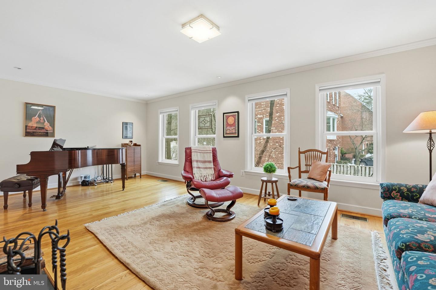 1566-B WESTMORELAND ST, MCLEAN, Virginia 22101, 3 Bedrooms Bedrooms, ,2 BathroomsBathrooms,Residential,For sale,1566-B WESTMORELAND ST,VAFX2290312 MLS # VAFX2290312 1566-B WESTMORELAND ST, MCLEAN, Virginia 22101, 3 Bedrooms Bedrooms, ,2 BathroomsBathrooms,Residential,For sale,1566-B WESTMORELAND ST,VAFX2290312 MLS # VAFX2290312