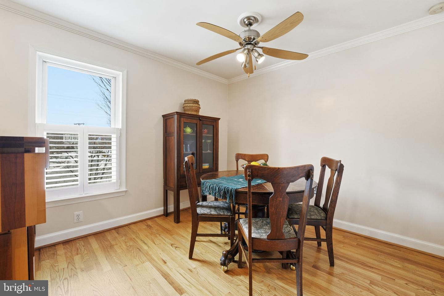 1566-B WESTMORELAND ST, MCLEAN, Virginia 22101, 3 Bedrooms Bedrooms, ,2 BathroomsBathrooms,Residential,For sale,1566-B WESTMORELAND ST,VAFX2290312 MLS # VAFX2290312 1566-B WESTMORELAND ST, MCLEAN, Virginia 22101, 3 Bedrooms Bedrooms, ,2 BathroomsBathrooms,Residential,For sale,1566-B WESTMORELAND ST,VAFX2290312 MLS # VAFX2290312