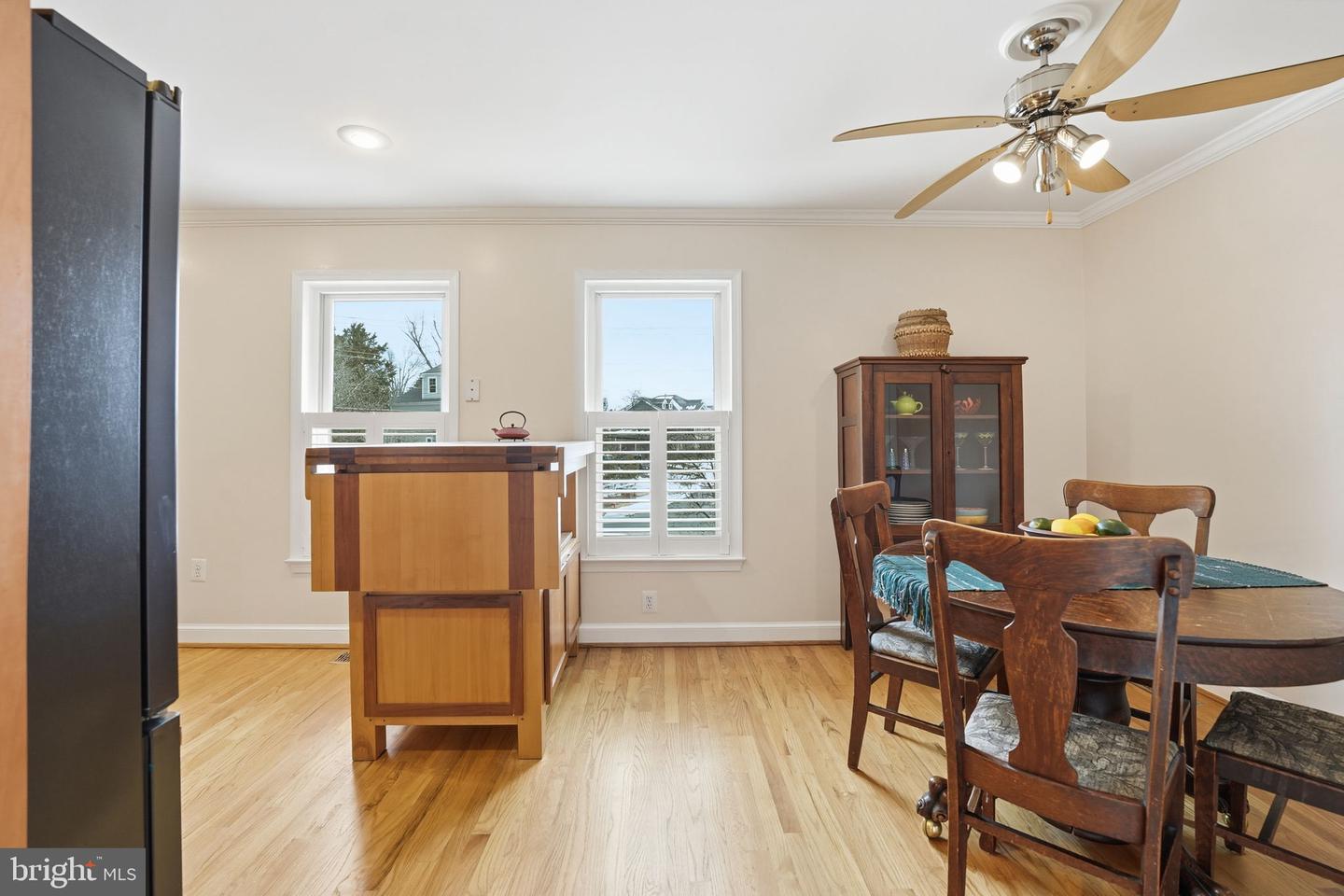 1566-B WESTMORELAND ST, MCLEAN, Virginia 22101, 3 Bedrooms Bedrooms, ,2 BathroomsBathrooms,Residential,For sale,1566-B WESTMORELAND ST,VAFX2290312 MLS # VAFX2290312 1566-B WESTMORELAND ST, MCLEAN, Virginia 22101, 3 Bedrooms Bedrooms, ,2 BathroomsBathrooms,Residential,For sale,1566-B WESTMORELAND ST,VAFX2290312 MLS # VAFX2290312