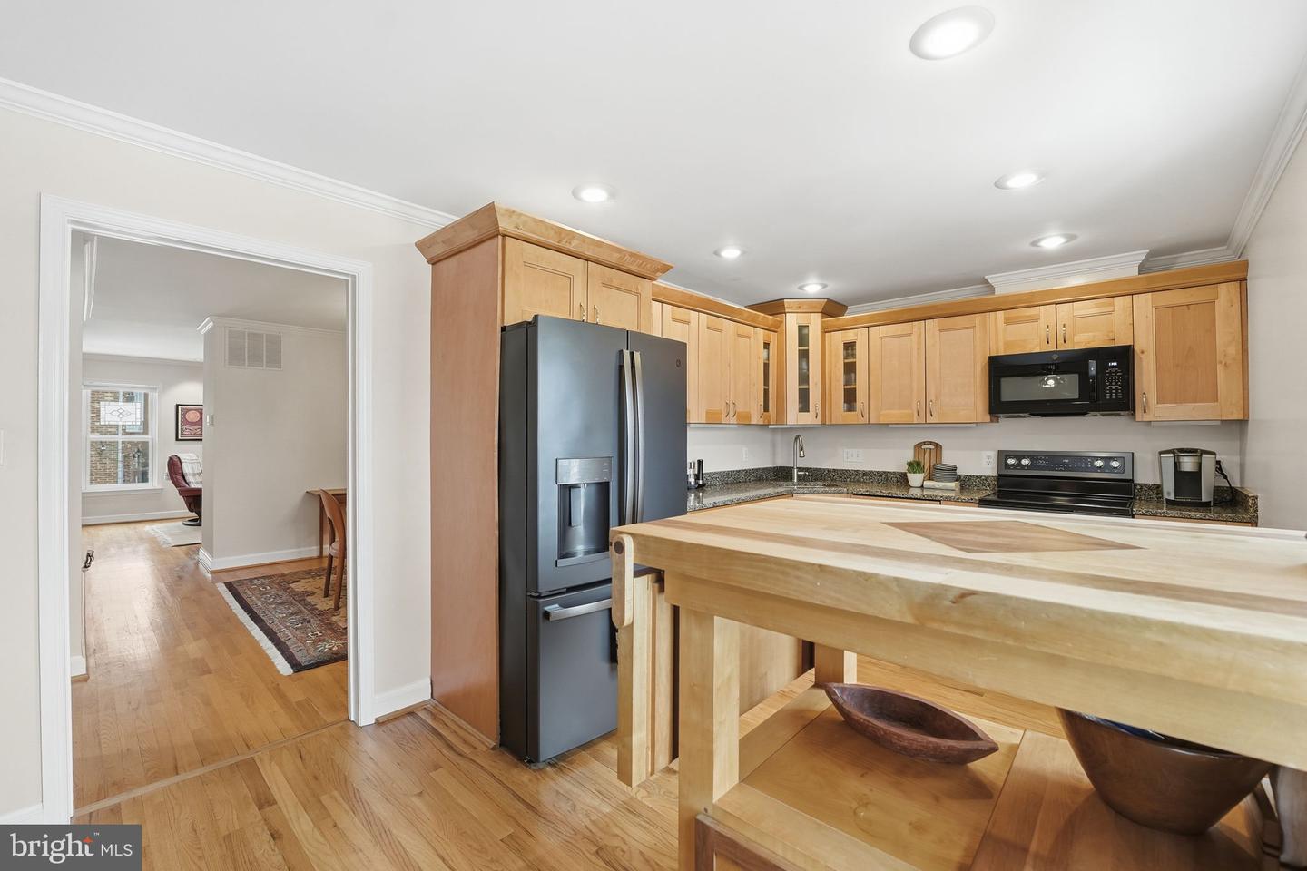 1566-B WESTMORELAND ST, MCLEAN, Virginia 22101, 3 Bedrooms Bedrooms, ,2 BathroomsBathrooms,Residential,For sale,1566-B WESTMORELAND ST,VAFX2290312 MLS # VAFX2290312 1566-B WESTMORELAND ST, MCLEAN, Virginia 22101, 3 Bedrooms Bedrooms, ,2 BathroomsBathrooms,Residential,For sale,1566-B WESTMORELAND ST,VAFX2290312 MLS # VAFX2290312