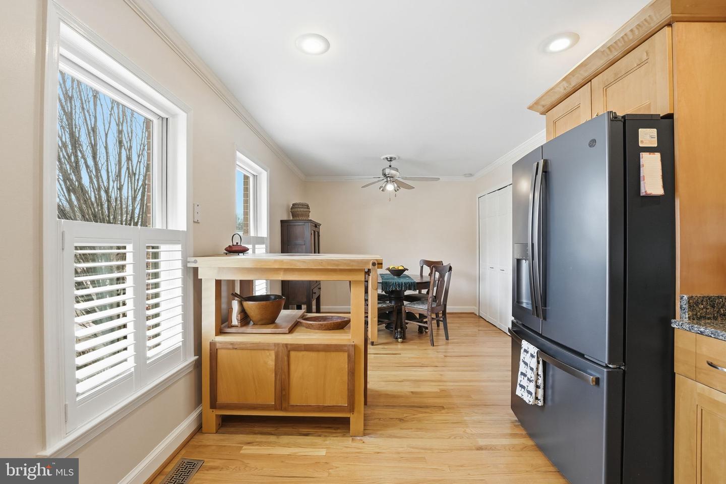 1566-B WESTMORELAND ST, MCLEAN, Virginia 22101, 3 Bedrooms Bedrooms, ,2 BathroomsBathrooms,Residential,For sale,1566-B WESTMORELAND ST,VAFX2290312 MLS # VAFX2290312 1566-B WESTMORELAND ST, MCLEAN, Virginia 22101, 3 Bedrooms Bedrooms, ,2 BathroomsBathrooms,Residential,For sale,1566-B WESTMORELAND ST,VAFX2290312 MLS # VAFX2290312