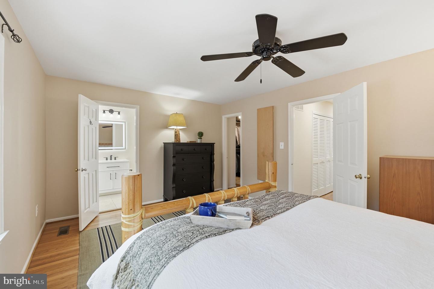 1566-B WESTMORELAND ST, MCLEAN, Virginia 22101, 3 Bedrooms Bedrooms, ,2 BathroomsBathrooms,Residential,For sale,1566-B WESTMORELAND ST,VAFX2290312 MLS # VAFX2290312 1566-B WESTMORELAND ST, MCLEAN, Virginia 22101, 3 Bedrooms Bedrooms, ,2 BathroomsBathrooms,Residential,For sale,1566-B WESTMORELAND ST,VAFX2290312 MLS # VAFX2290312